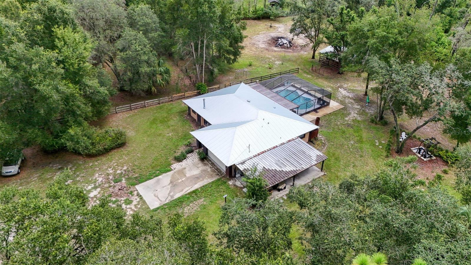 DUNNELLON, Florida, 34433, United States, 3 Bedrooms Bedrooms, ,2 BathroomsBathrooms,Residential,For Sale,1919933