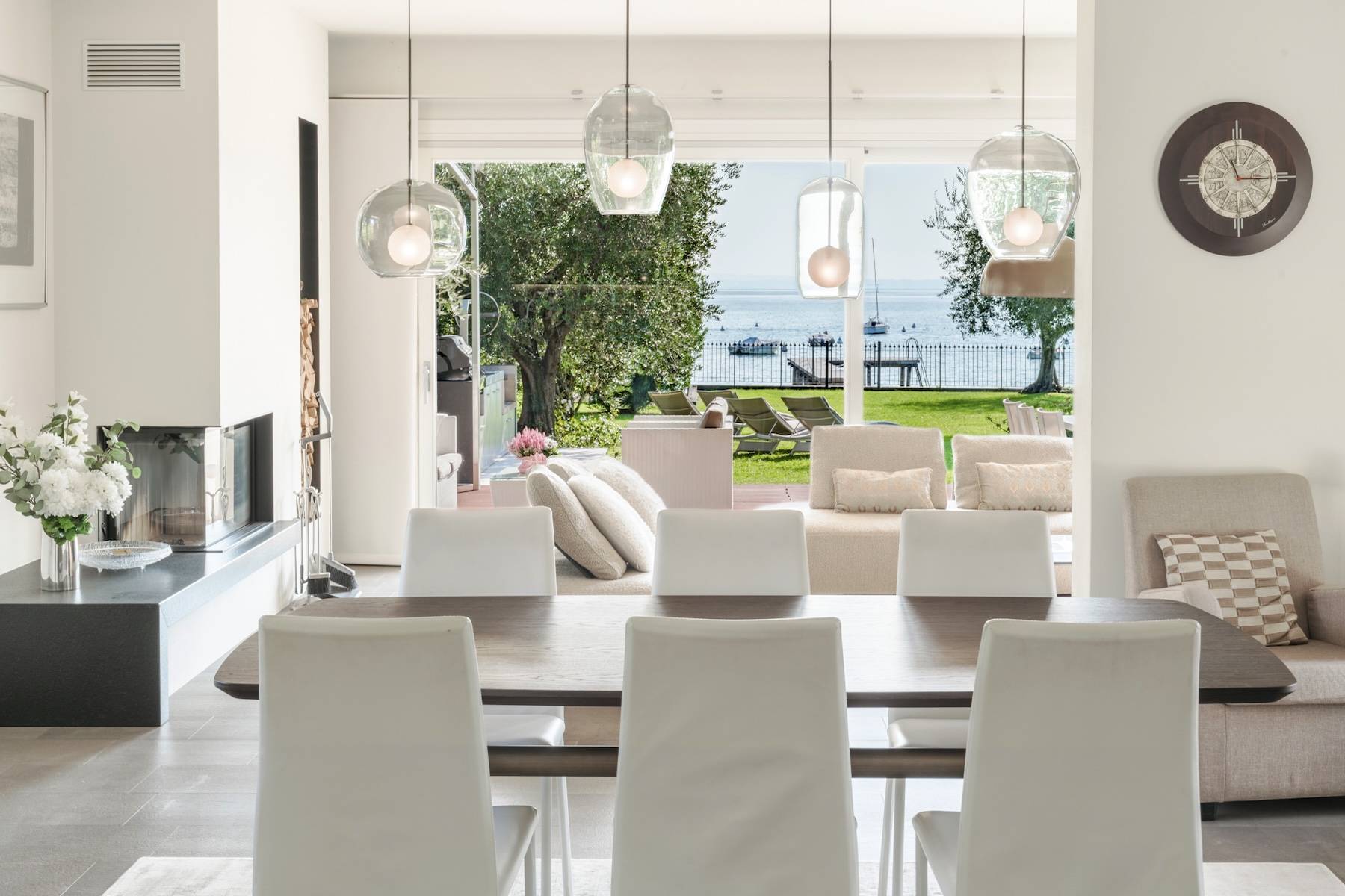  Exclusive modern waterfront villa with private dock - 物件實景