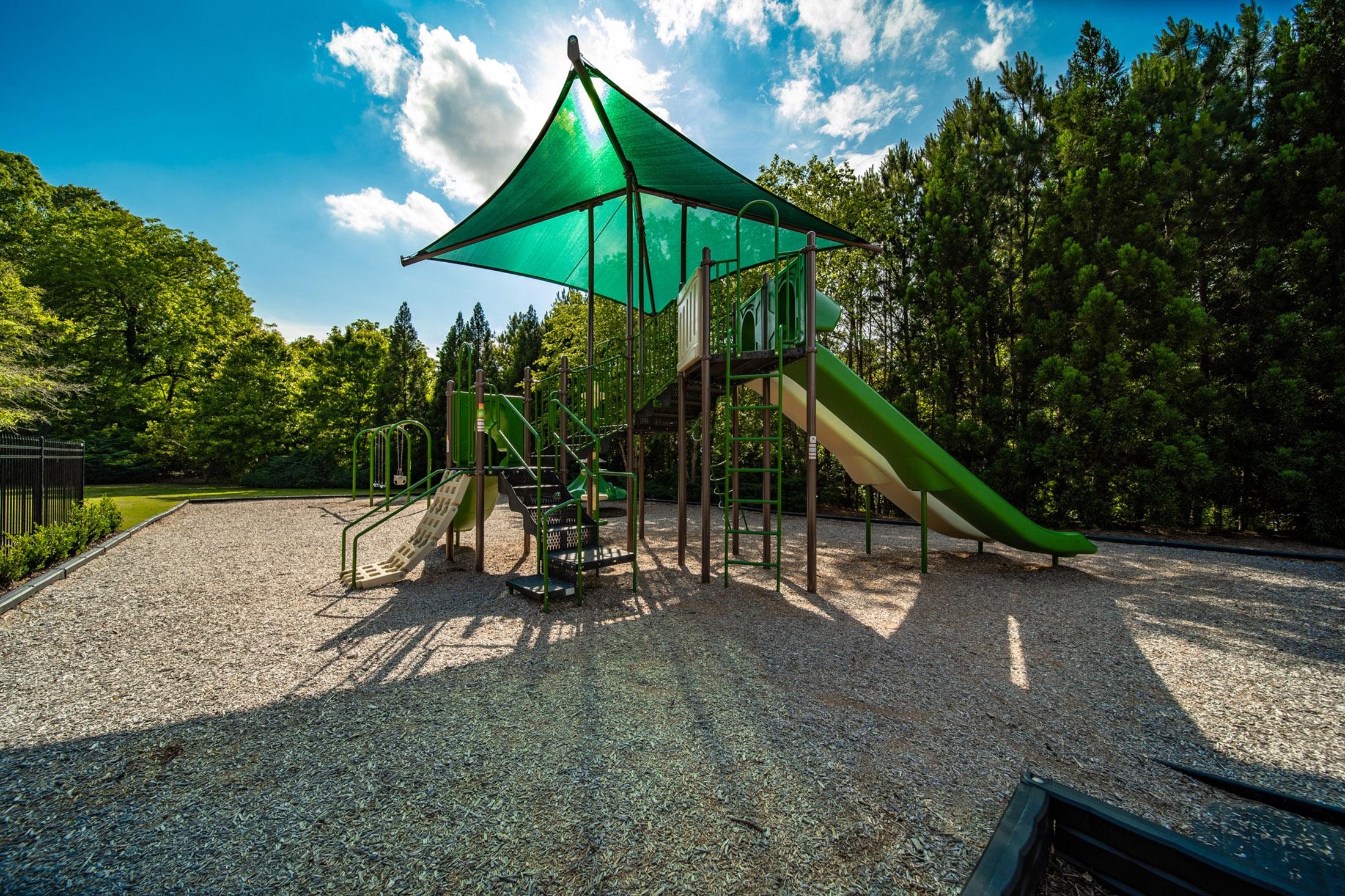  Milton Retreat on 1.43+/- Acres with Pool, Spa and Outdoor Living - 物件實景