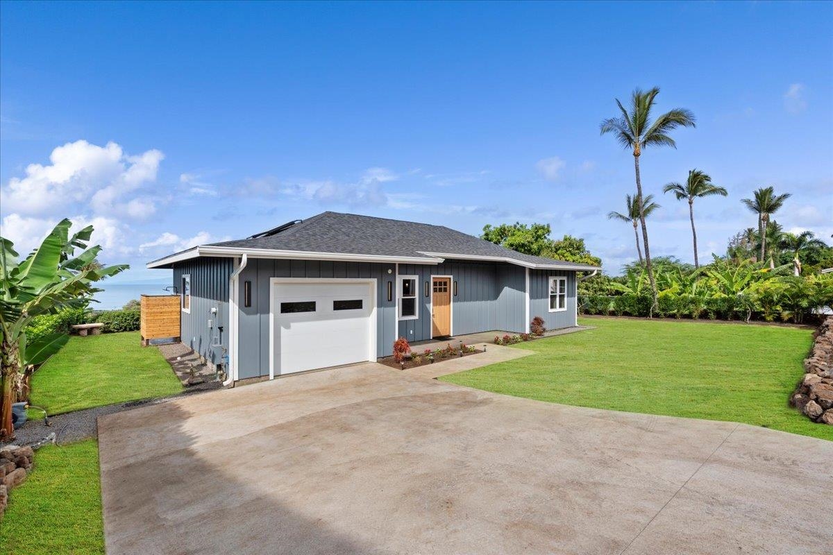 Kihei, Hawaii, 96753, United States, 2 Bedrooms Bedrooms, ,1 BathroomBathrooms,Residential,For Sale,1998812