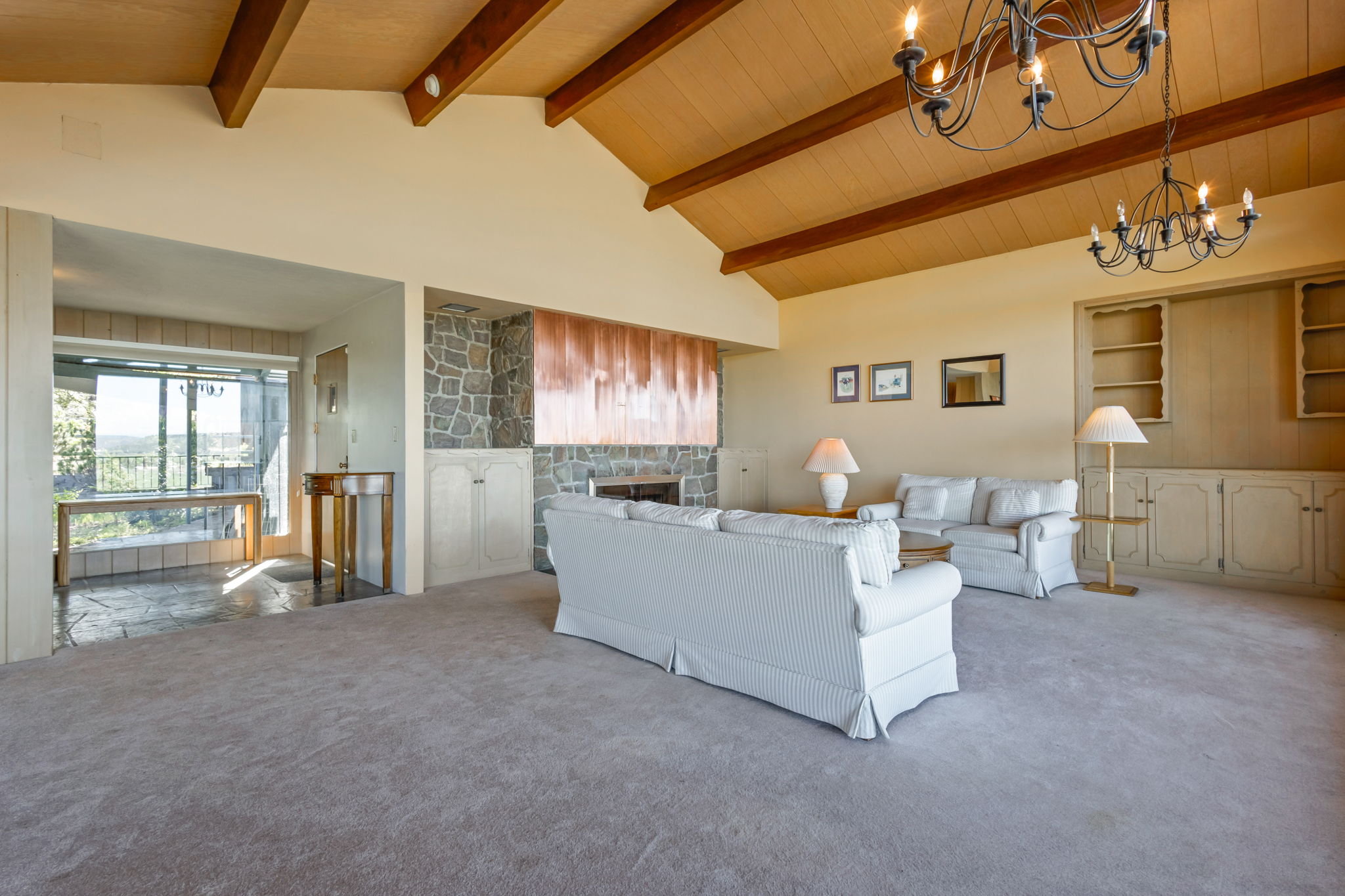 Prineville, Oregon, 97754, United States, 3 Bedrooms Bedrooms, ,2 BathroomsBathrooms,Residential,For Sale,1919423
