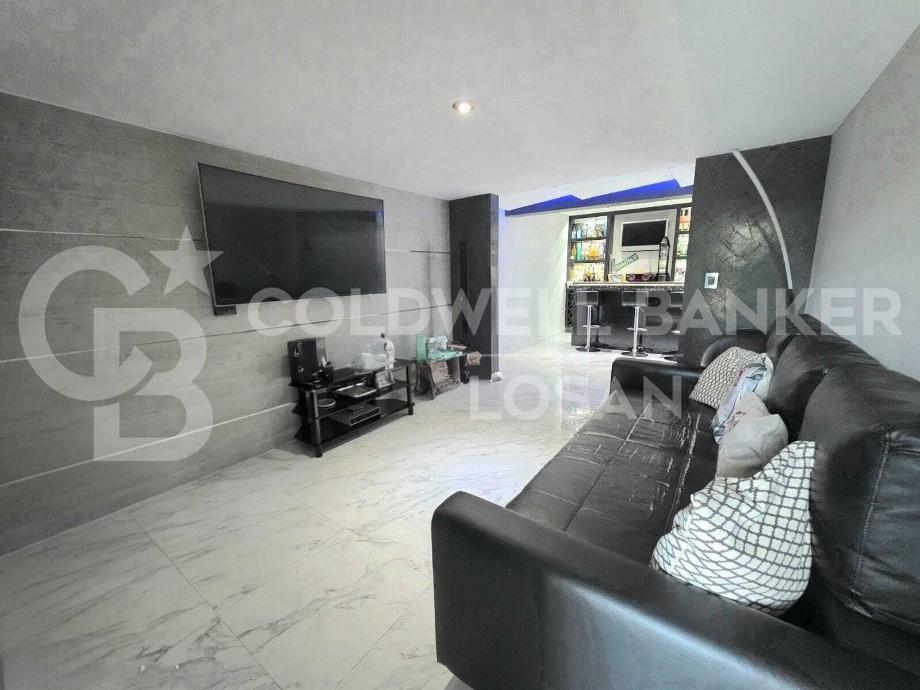 Tlalnepantla de Baz, Estado de méxico, 54020, Mexico, 3 Bedrooms Bedrooms, ,3 BathroomsBathrooms,Residential,For Sale,1990341