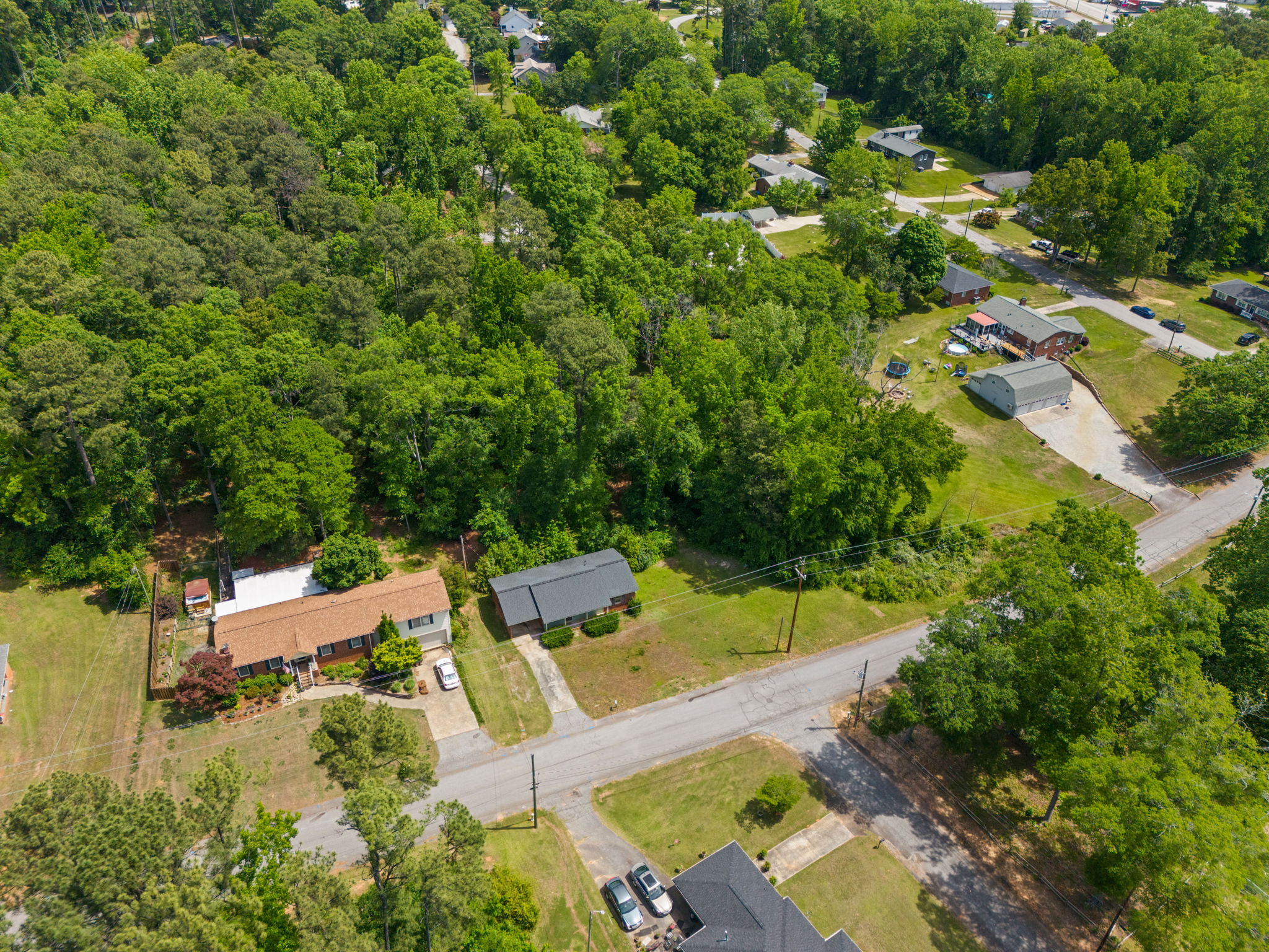  400 Meadow Road, Laurens, SC 29360 - 物件實景