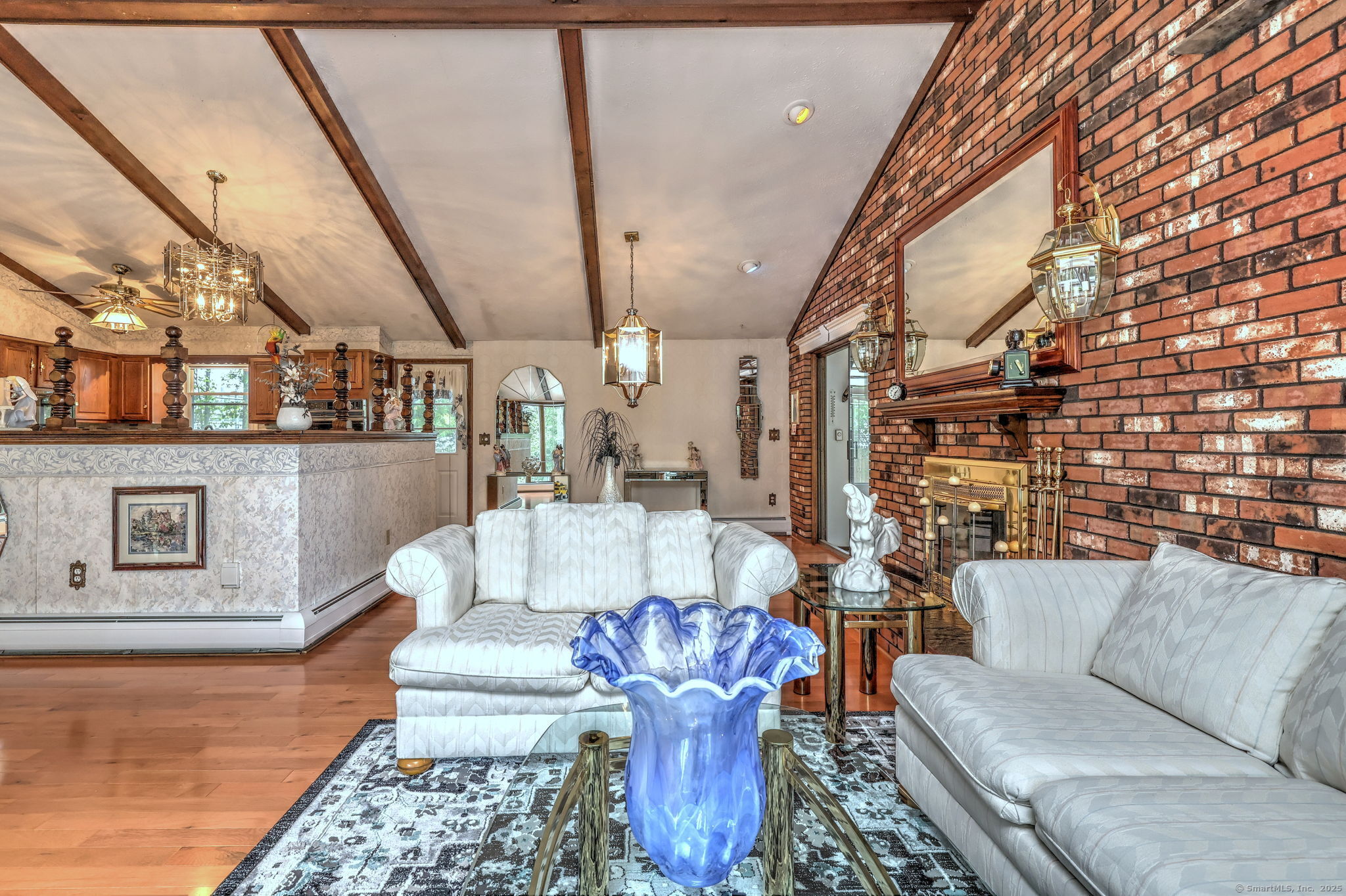West Haven, Connecticut, 06516, United States, 3 Bedrooms Bedrooms, ,2 BathroomsBathrooms,Residential,For Sale,1925877