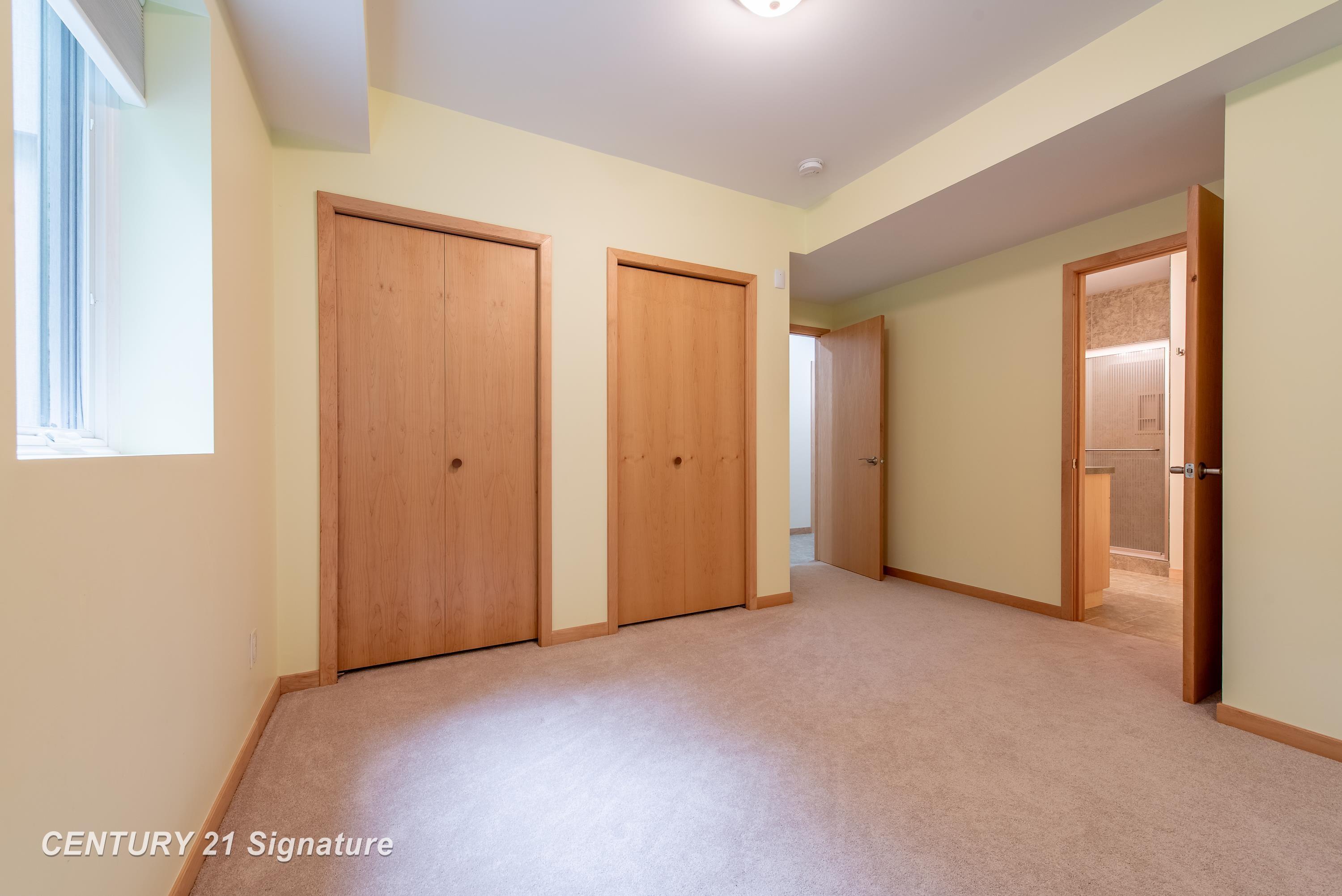 Midland, Michigan, 48642, United States, 4 Bedrooms Bedrooms, ,5 BathroomsBathrooms,Residential,For Sale,2019311