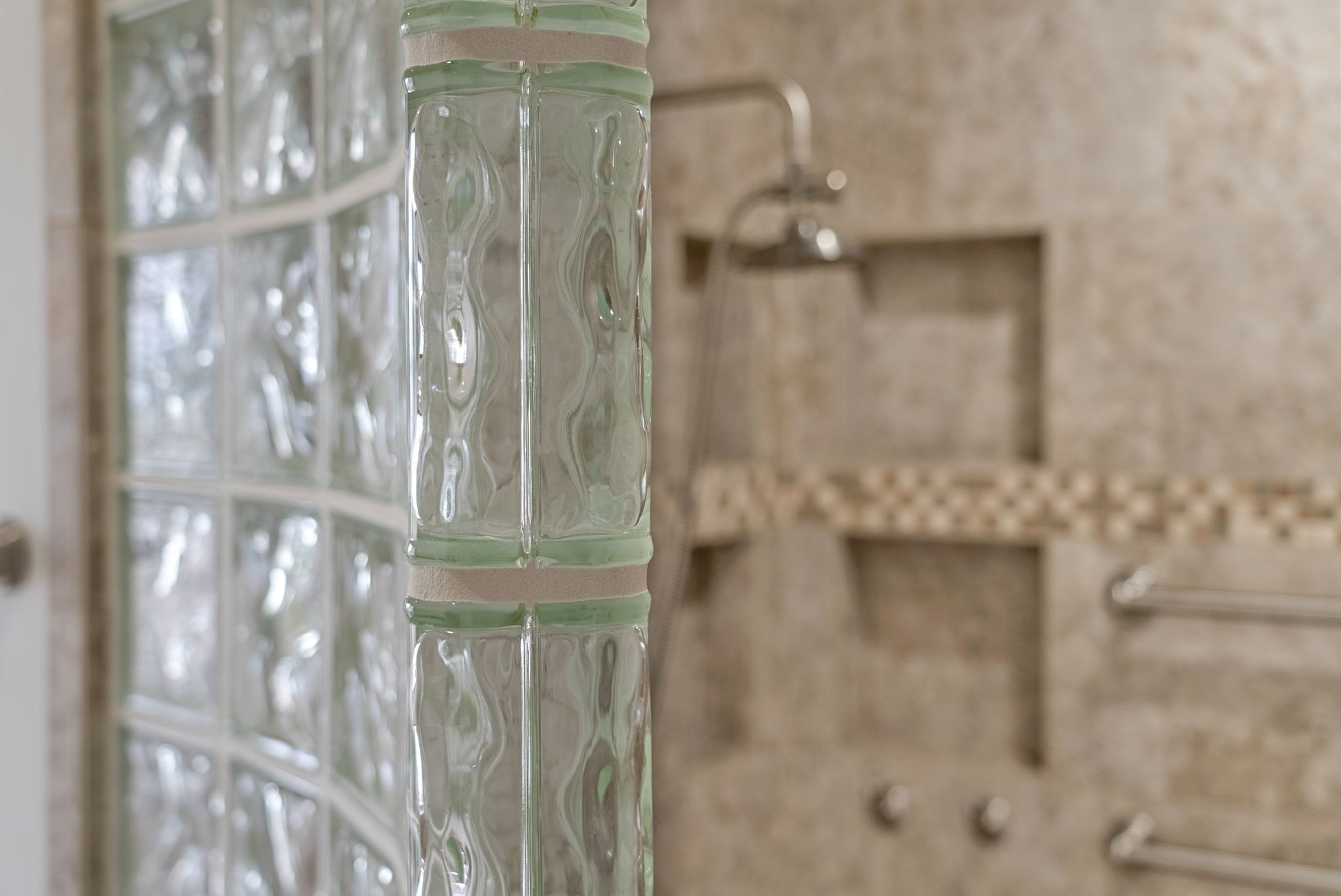 Clarksville, Tennessee, 37040, United States, 4 Bedrooms Bedrooms, ,4 BathroomsBathrooms,Residential,For Sale,1981354