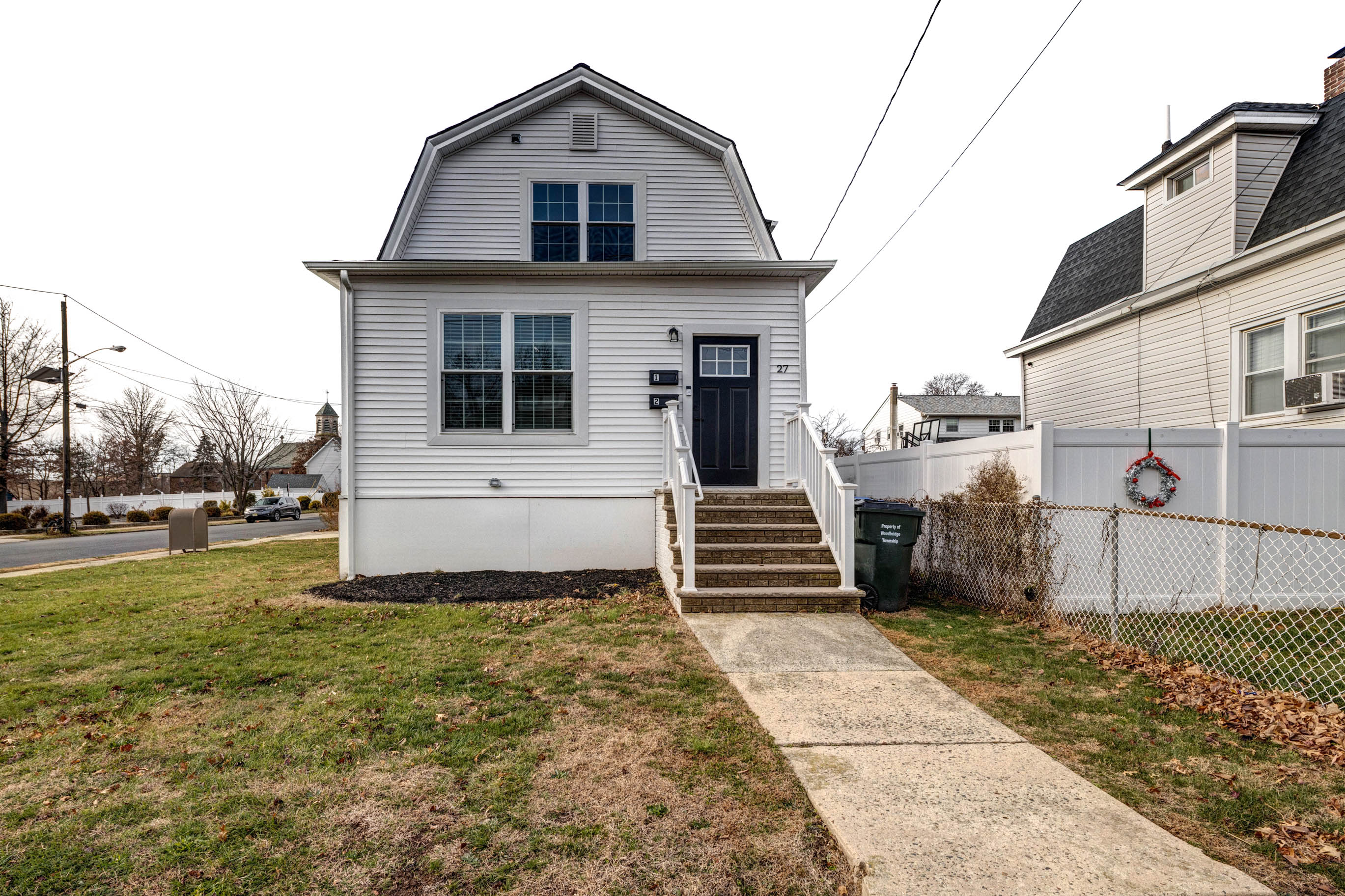 Fords, New Jersey, 08863, United States, 5 Bedrooms Bedrooms, ,2 BathroomsBathrooms,Residential,For Sale,2005682