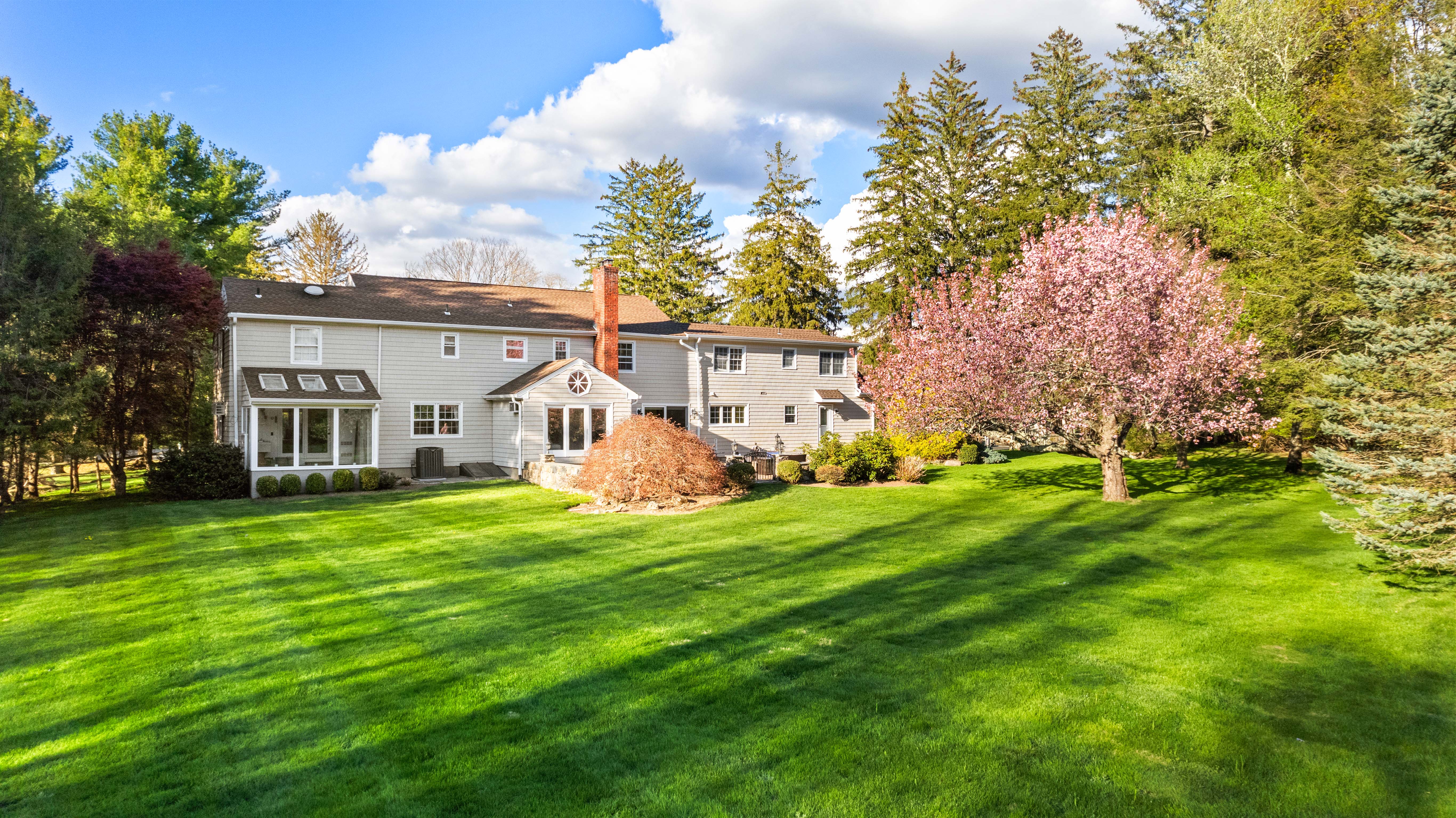  1 Redbrooke Place - 物件實景