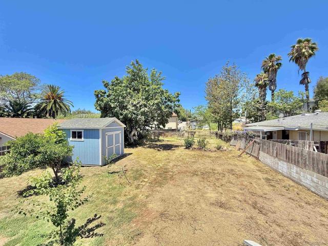 Spring Valley, California, 91977, United States, 5 Bedrooms Bedrooms, ,4 BathroomsBathrooms,Residential,For Sale,1924157