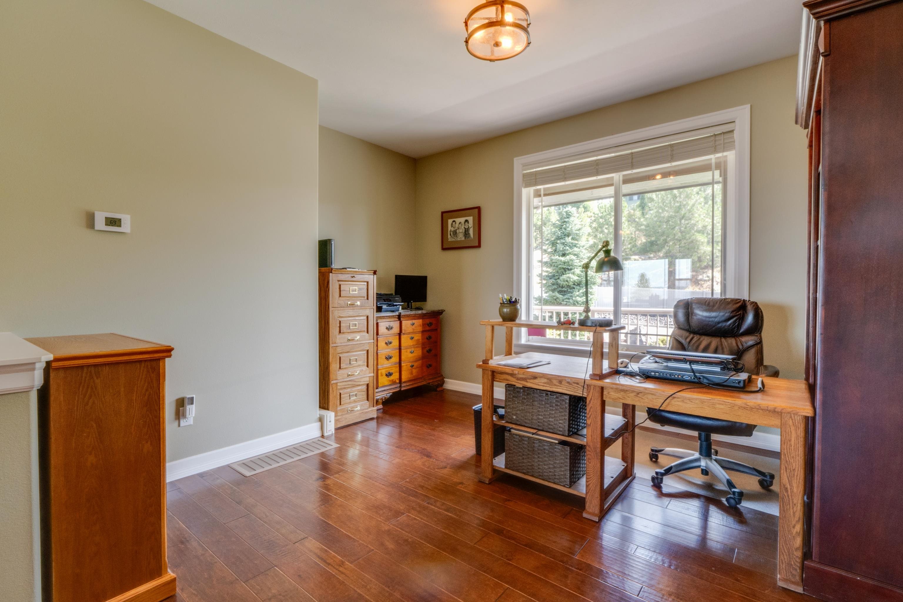 Spokane, Washington, 99208, United States, 4 Bedrooms Bedrooms, ,3 BathroomsBathrooms,Residential,For Sale,1901049
