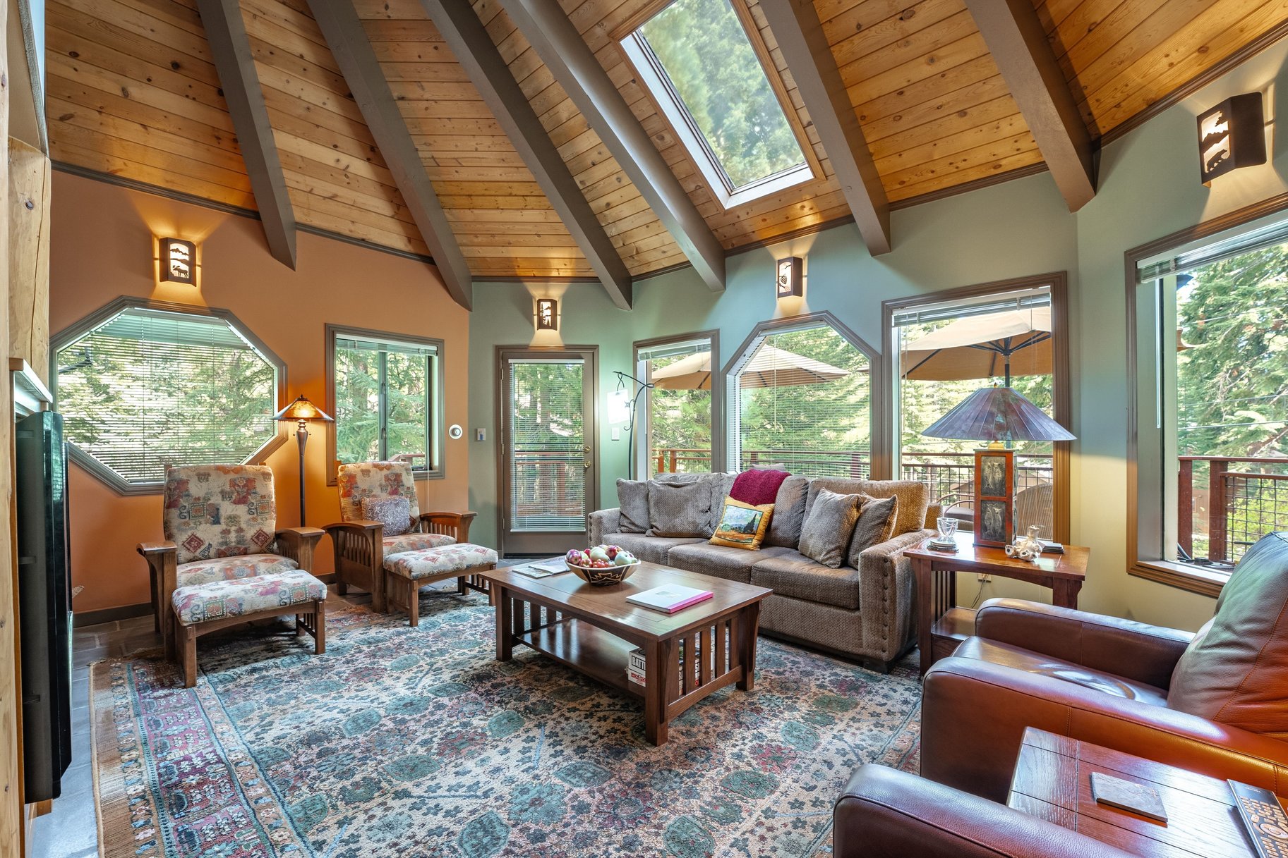  Carnelian Bay home backing to forest service and with an additional vacant lot - 物件實景