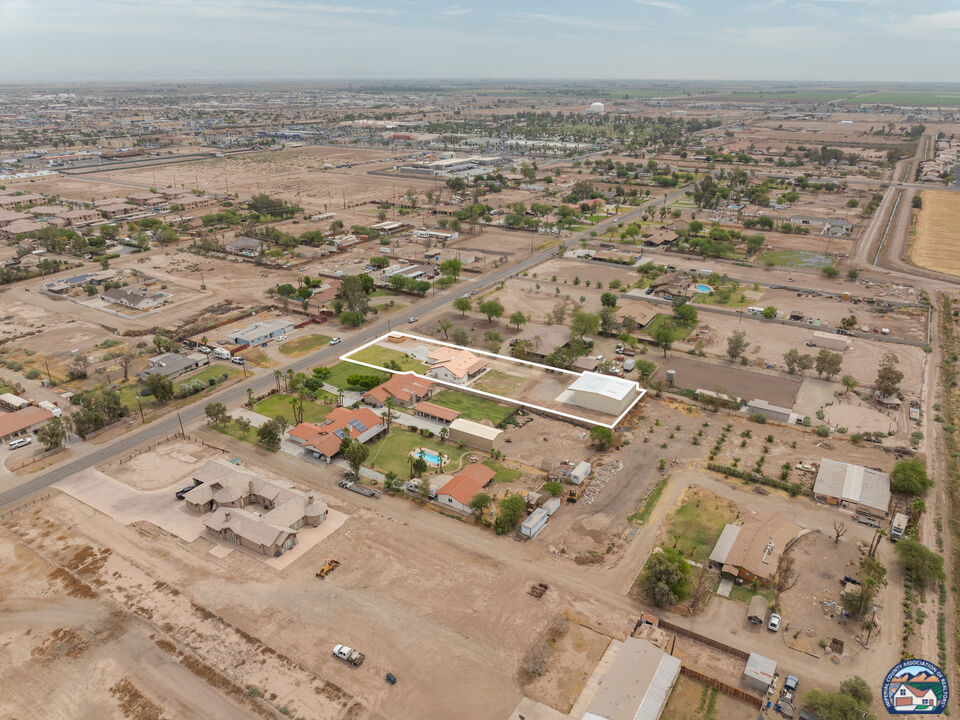 El Centro, California, 92243, United States, 4 Bedrooms Bedrooms, ,3 BathroomsBathrooms,Residential,For Sale,1838686