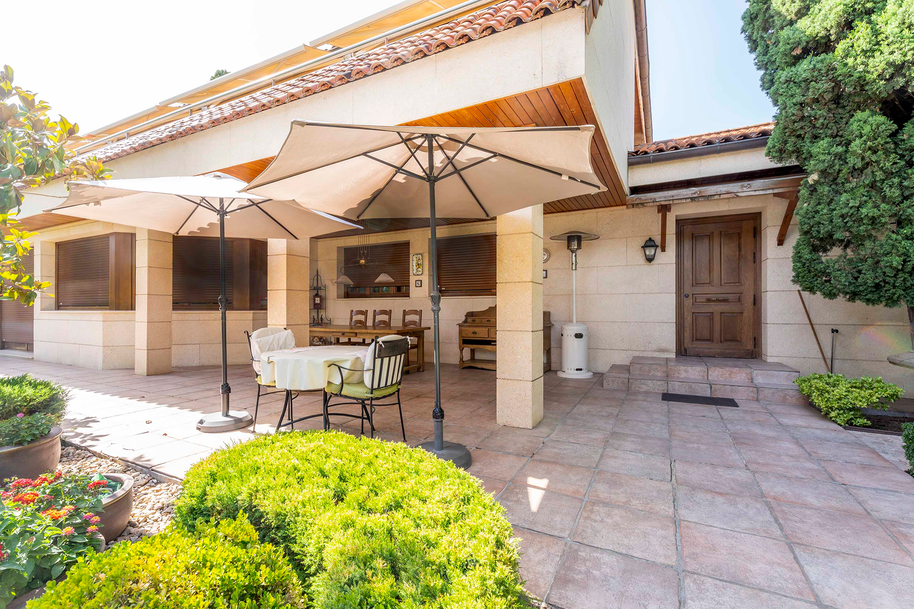  Contemporary villa in Conde Orgaz-Piovera - 物件實景
