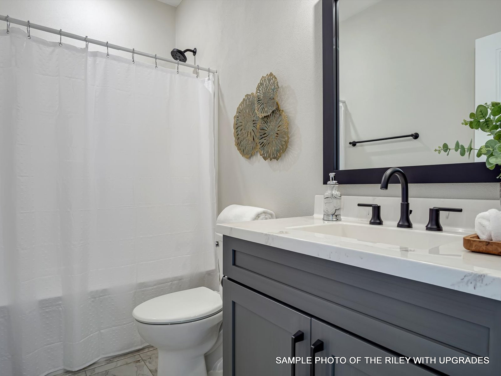 Waterloo, Illinois, 62298, United States, 3 Bedrooms Bedrooms, ,2 BathroomsBathrooms,Residential,For Sale,1927958