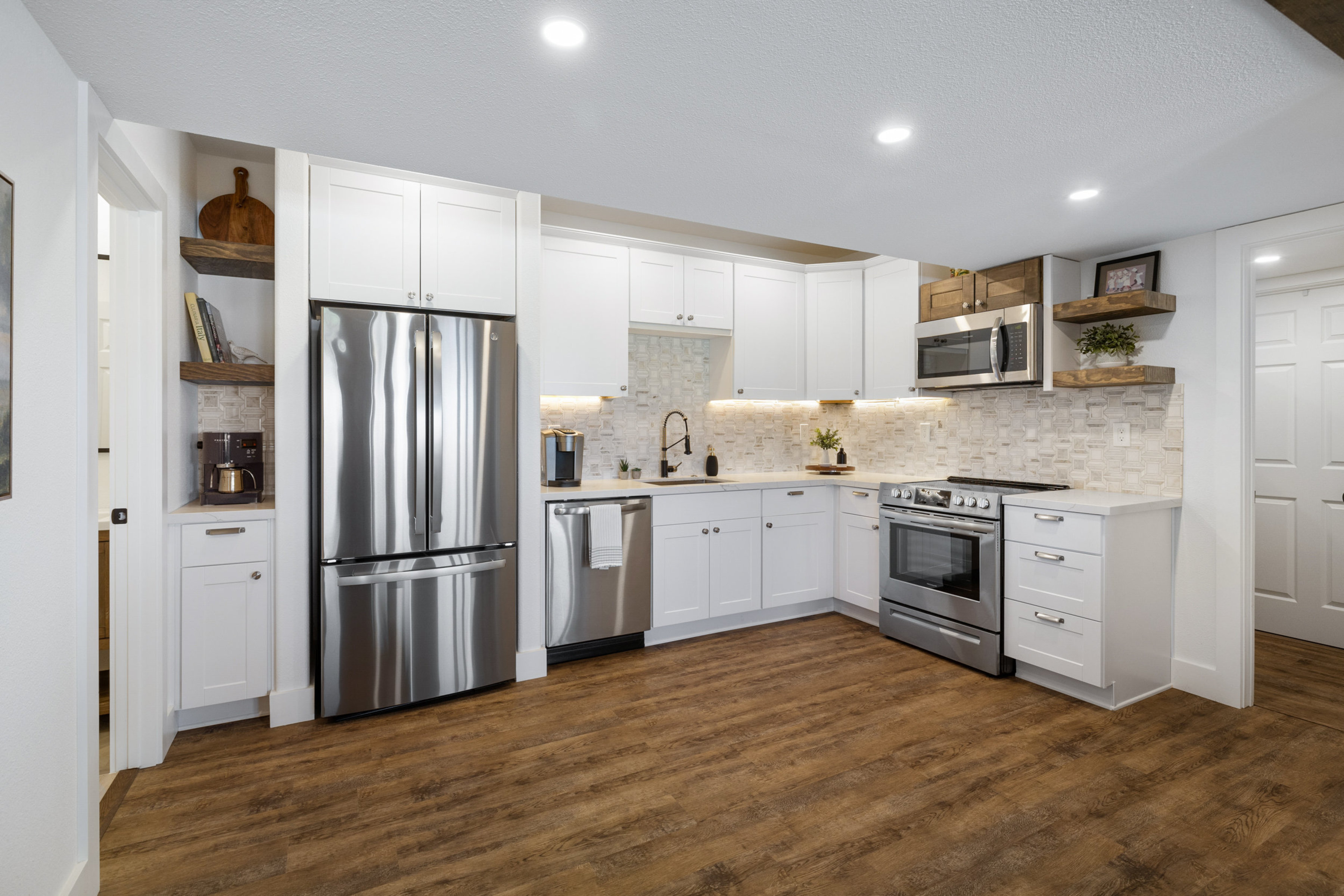  Expansive South West Luxury Ranch Style Estate with RV Garage & In-Law Quarters - 物件實景