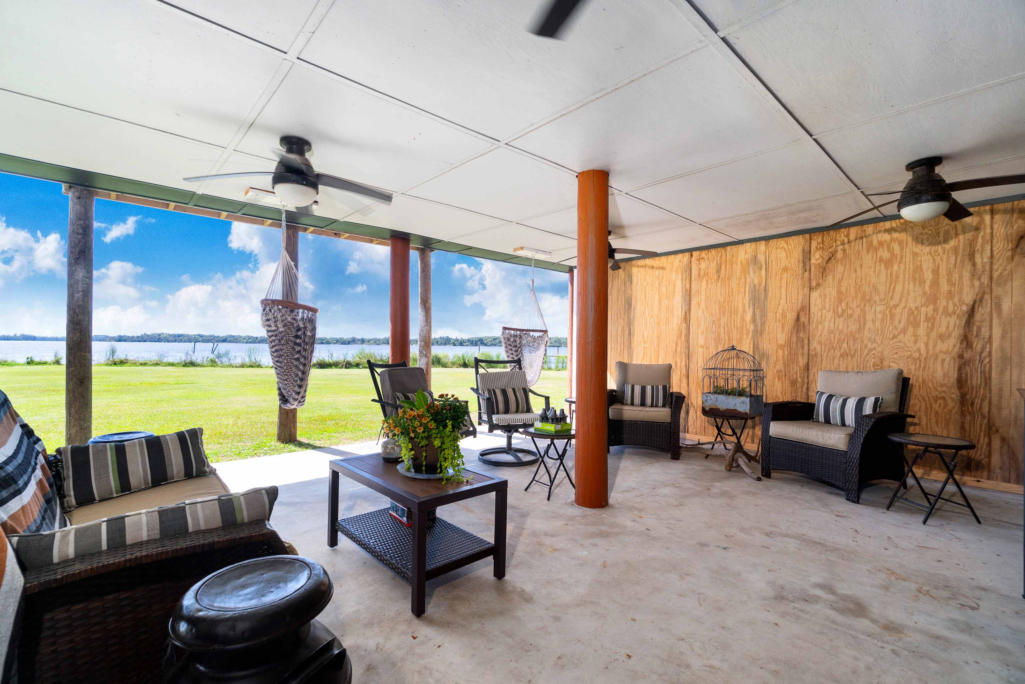 Aurora, North Carolina, 27806, United States, 3 Bedrooms Bedrooms, ,2 BathroomsBathrooms,Residential,For Sale,1973903