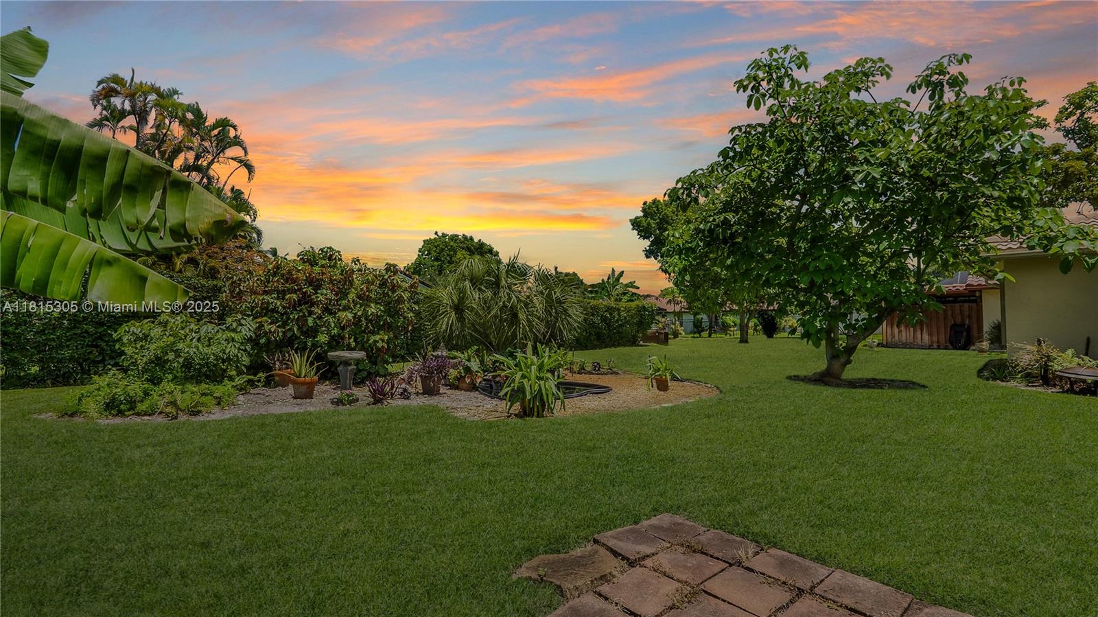 Coral Springs, Florida, 33071, United States, 3 Bedrooms Bedrooms, ,2 BathroomsBathrooms,Residential,For Sale,1857646