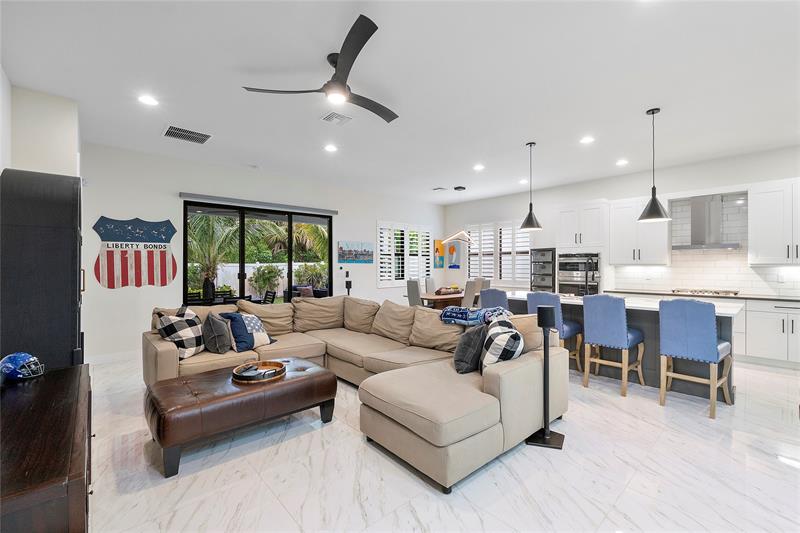 Lake Worth, Florida, 33463, United States, 3 Bedrooms Bedrooms, ,2 BathroomsBathrooms,Residential,For Sale,1925121
