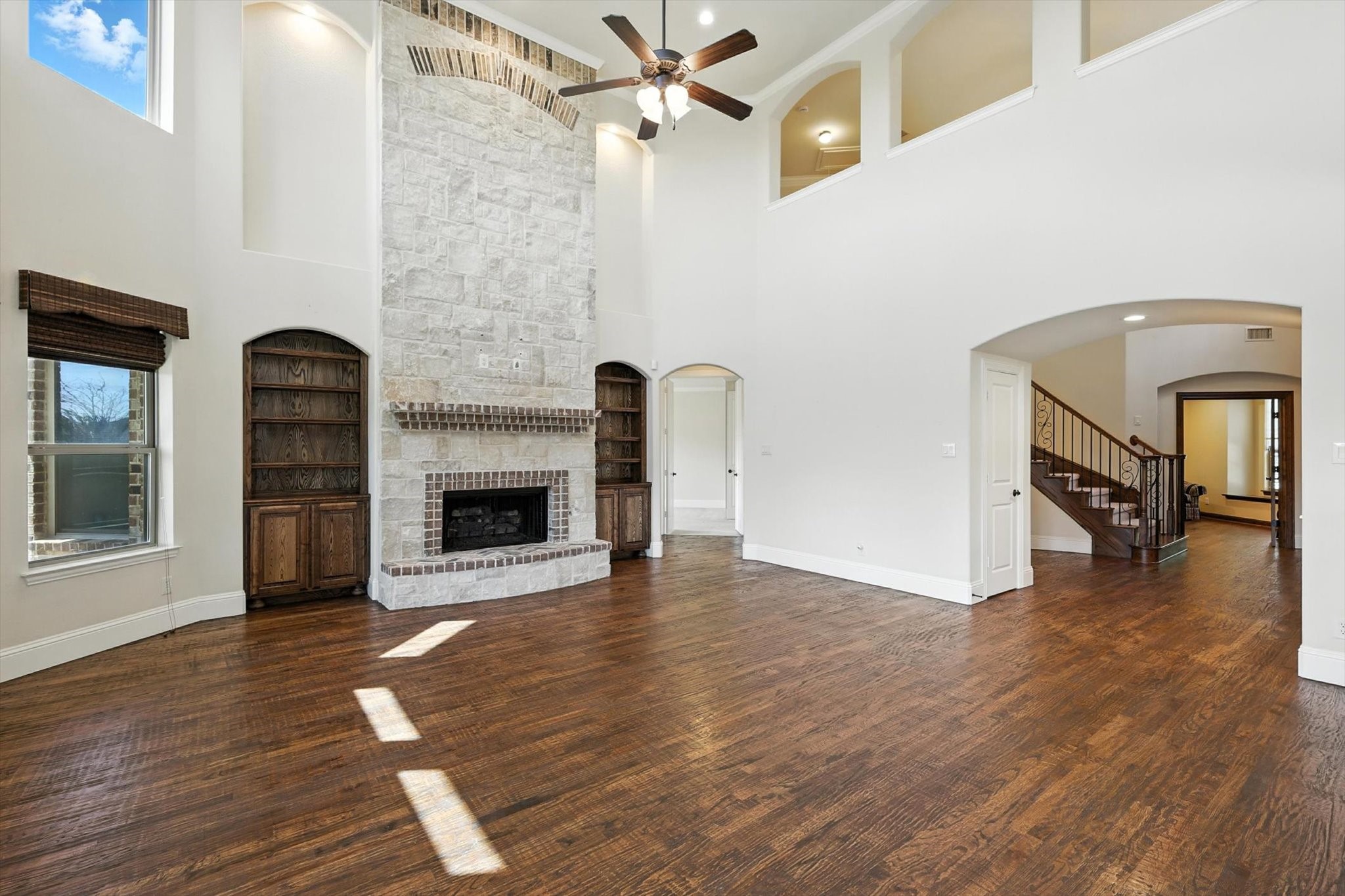 Highland Village, Texas, 75077, United States, 4 Bedrooms Bedrooms, ,4 BathroomsBathrooms,Residential,For Sale,1821197