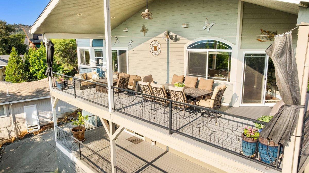 Penn Valley, California, 95946, United States, 5 Bedrooms Bedrooms, ,3 BathroomsBathrooms,Residential,For Sale,1915394