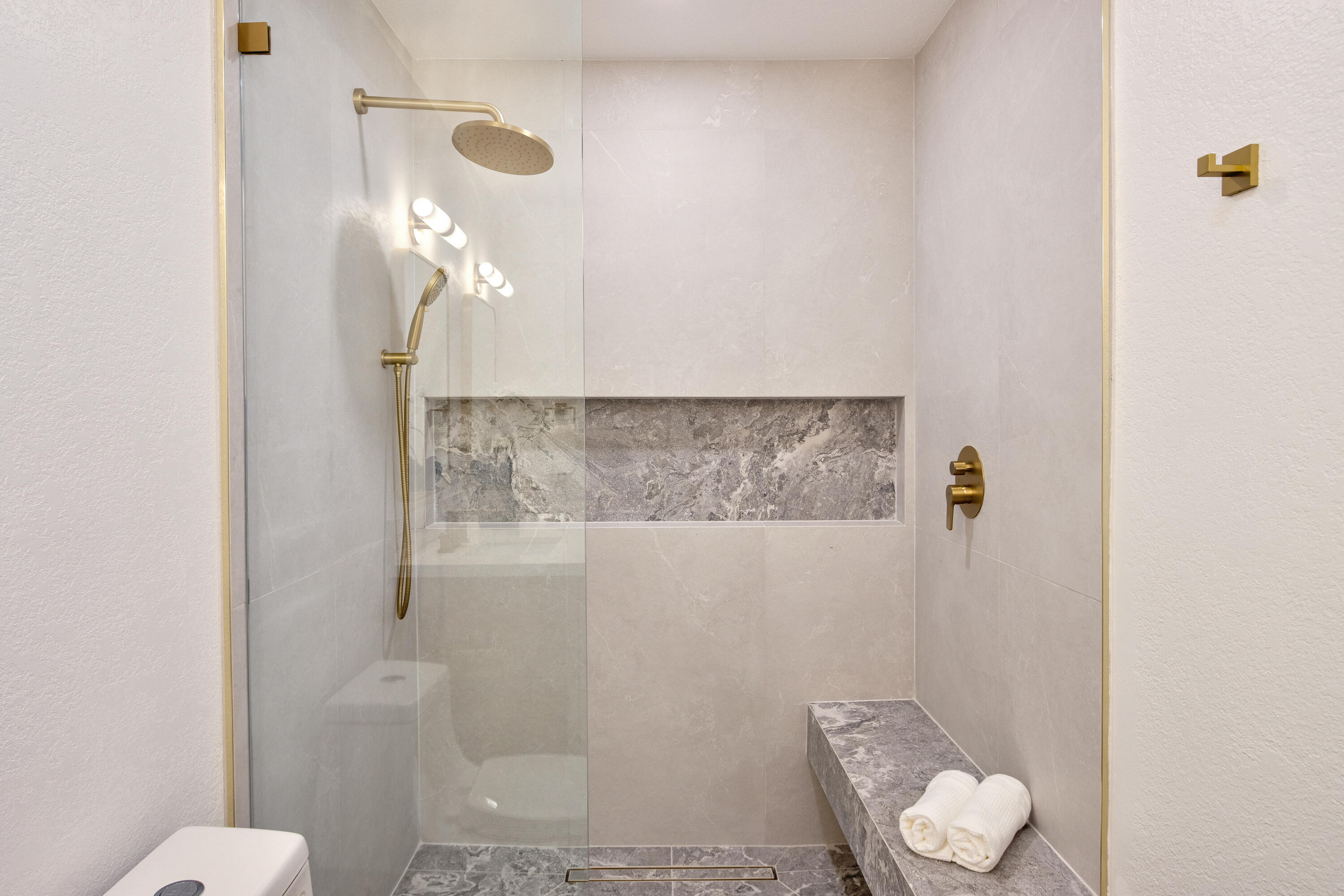 Palm Desert, California, 92211, United States, 3 Bedrooms Bedrooms, ,3 BathroomsBathrooms,Residential,For Sale,1966171