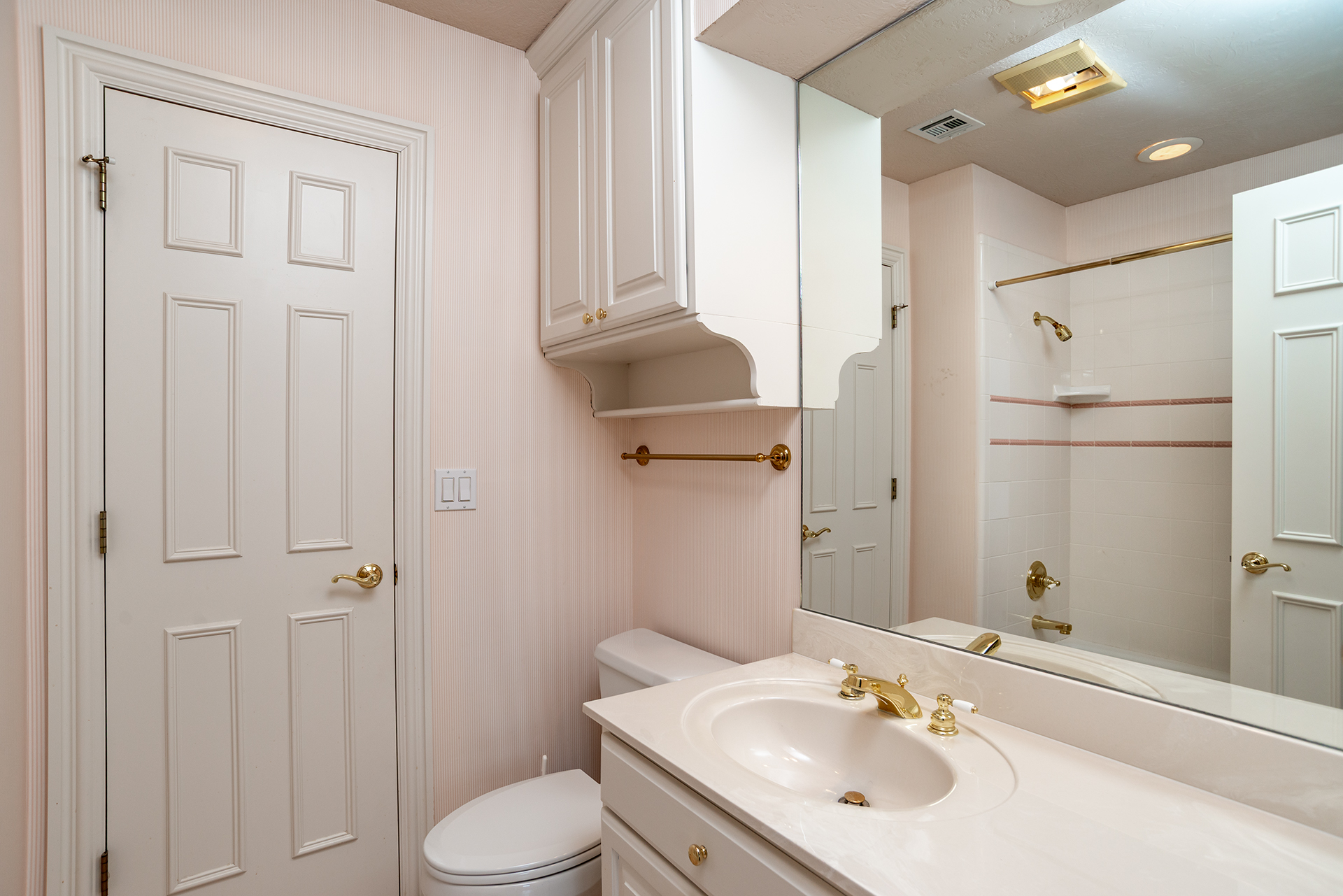 Stillwater, Oklahoma, 74074, United States, 5 Bedrooms Bedrooms, ,4 BathroomsBathrooms,Residential,For Sale,1981568