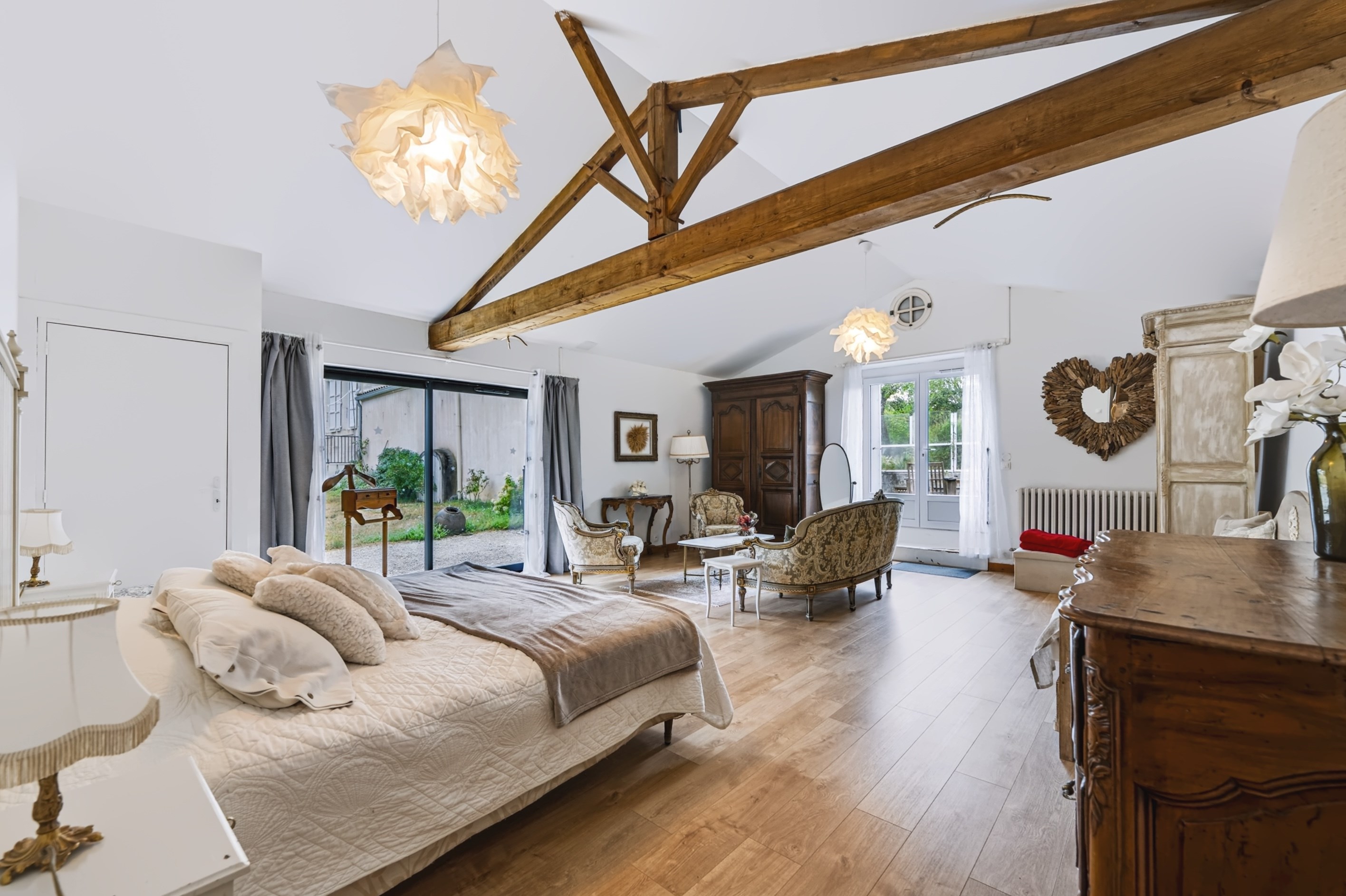  The privilege of a centuries-old estate, the elegance of a refined way of life,… - 物件實景