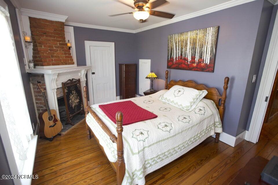 122 S Academy Street, Washington, North Carolina, 27889, United States, 3 Bedrooms Bedrooms, ,4 BathroomsBathrooms,Residential,For Sale,122 S Academy Street,1639244