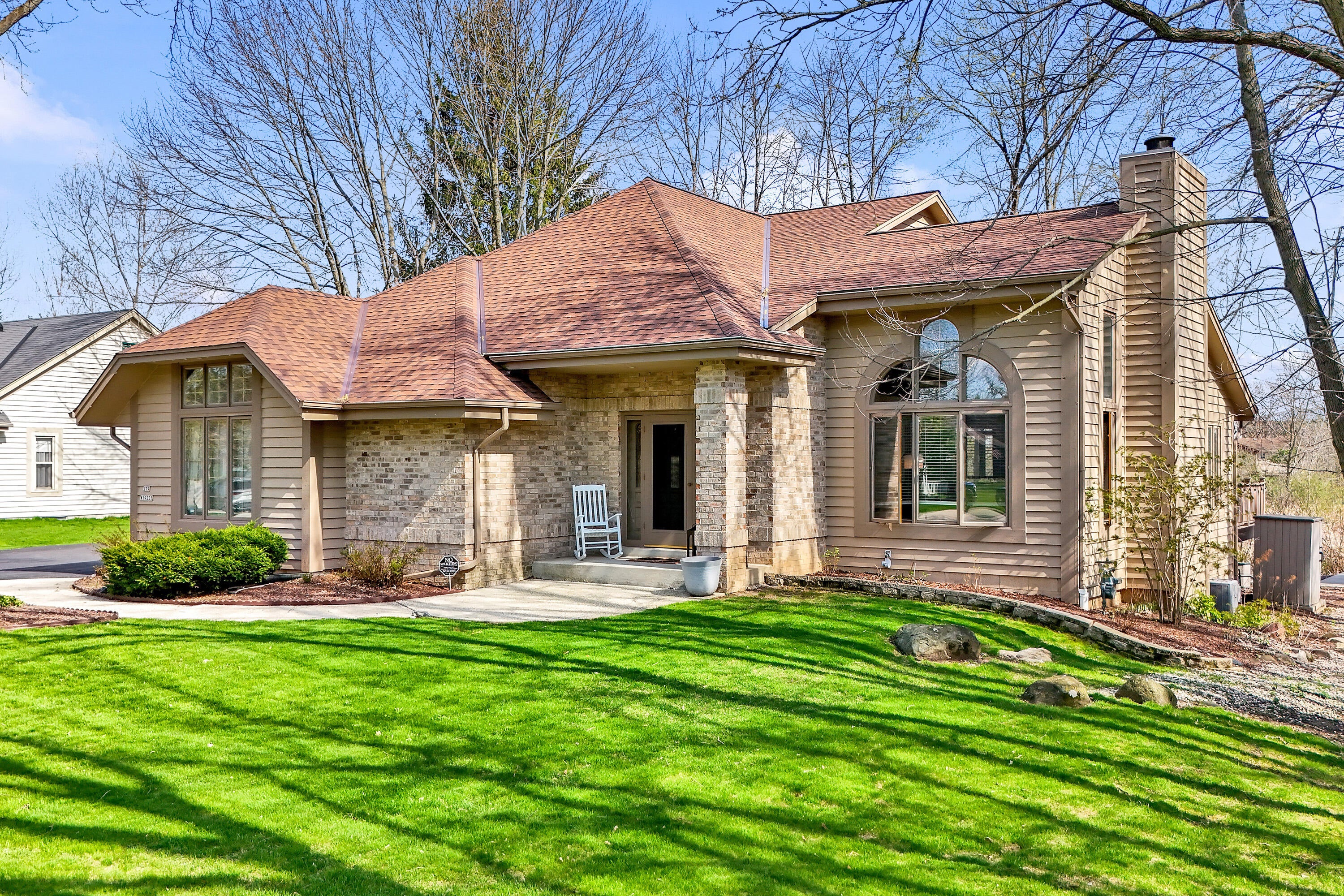 Muskego, Wisconsin, 53150, United States, 3 Bedrooms Bedrooms, ,3 BathroomsBathrooms,Residential,For Sale,2048106