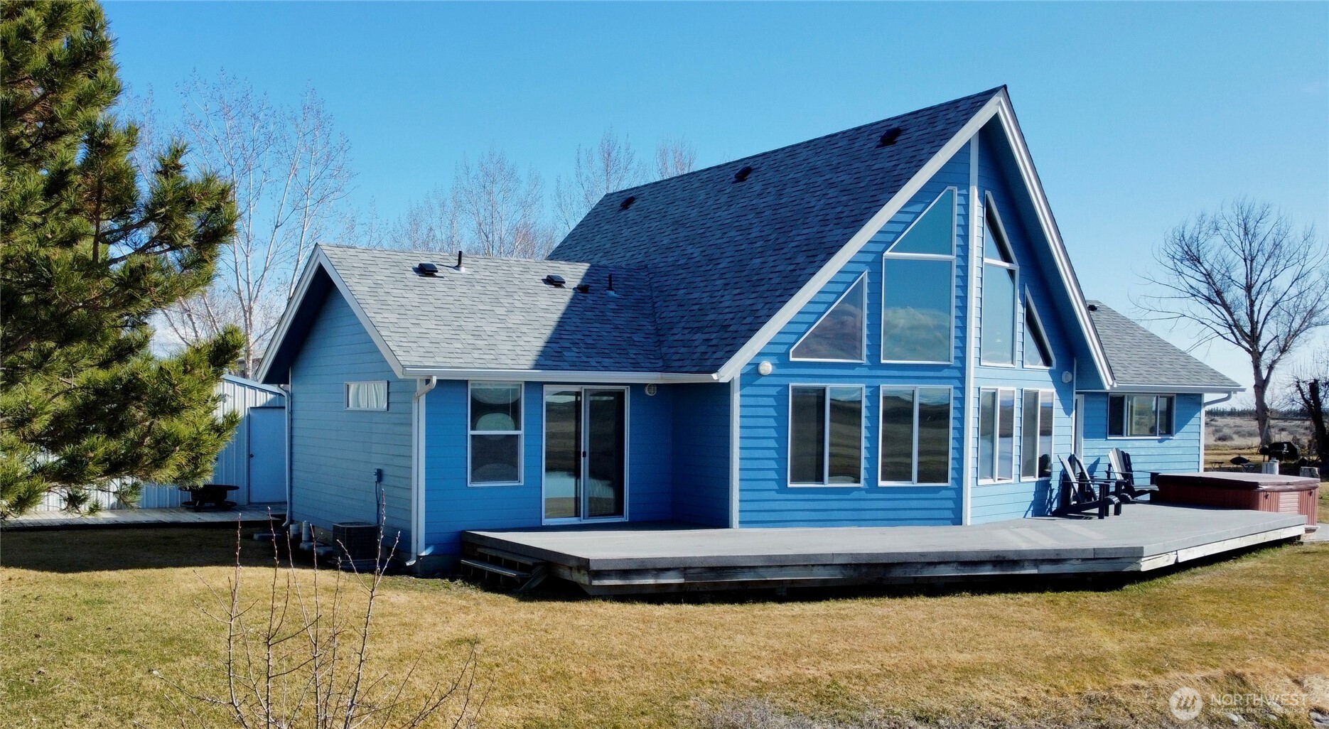 Moses Lake, Washington, 98837, United States, 3 Bedrooms Bedrooms, ,2 BathroomsBathrooms,Residential,For Sale,1876419