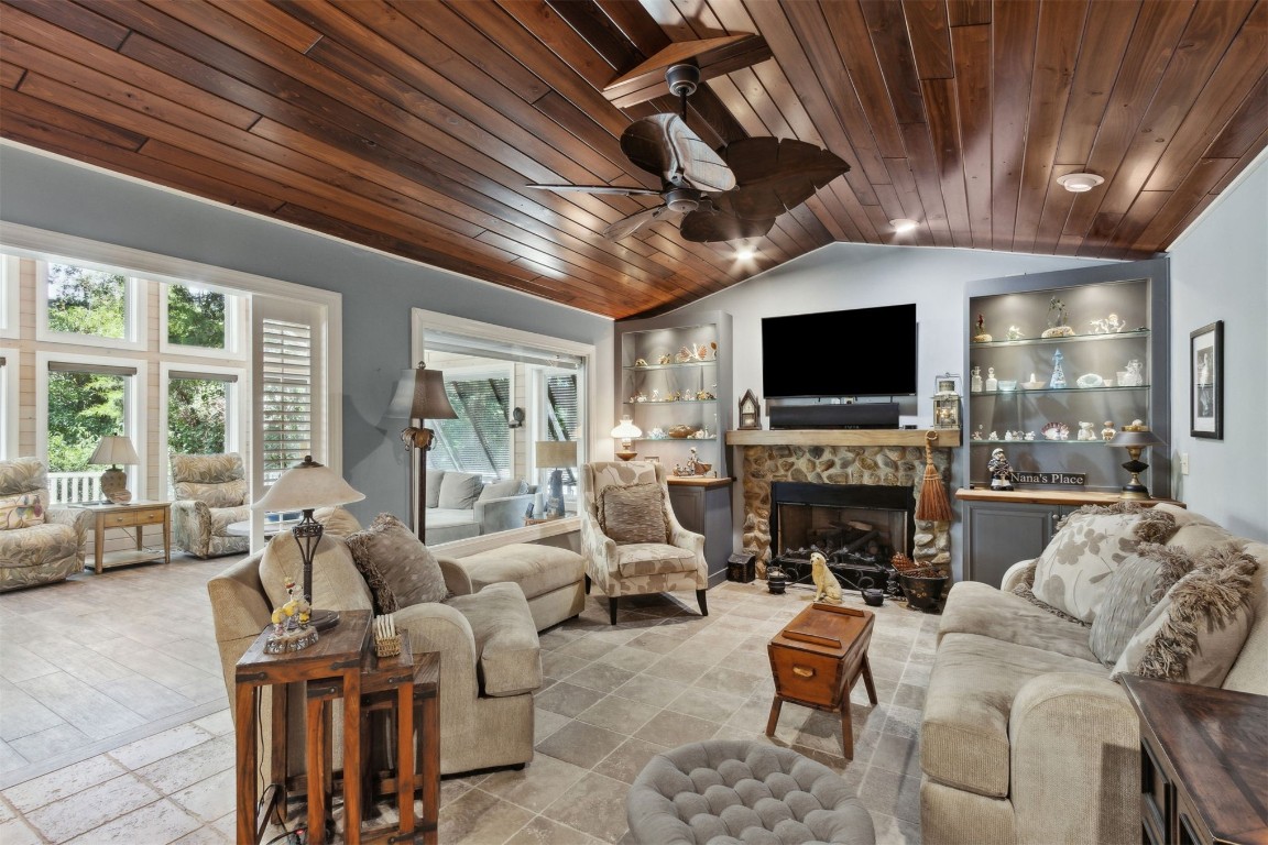 Fernandina Beach, Florida, 32034, United States, 4 Bedrooms Bedrooms, ,3 BathroomsBathrooms,Residential,For Sale,2005358