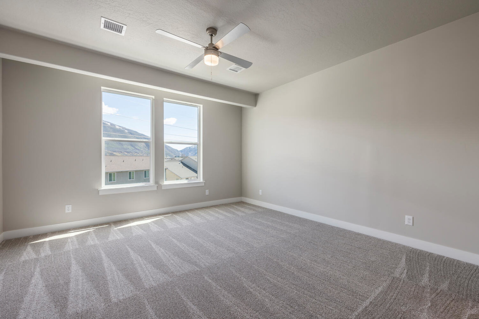  Three Bedroom Townhome at the Ridge at Spanish Fork - 物件實景