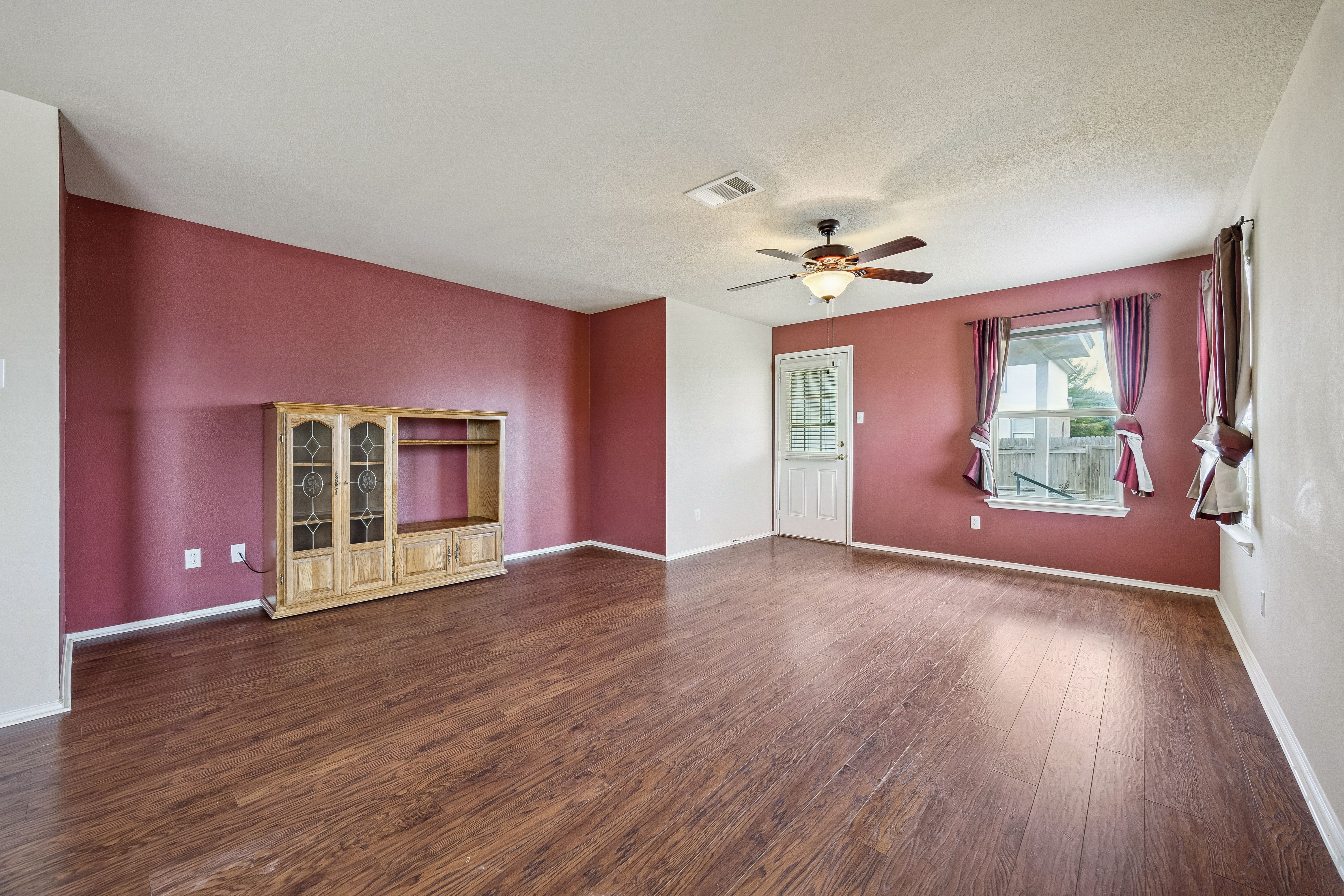  913 Remington Drive, Leander, TX 78641 - 物件實景