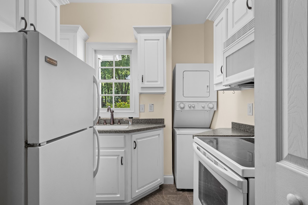 Villa Rica, Georgia, 30180, United States, 7 Bedrooms Bedrooms, ,9 BathroomsBathrooms,Residential,For Sale,1982750