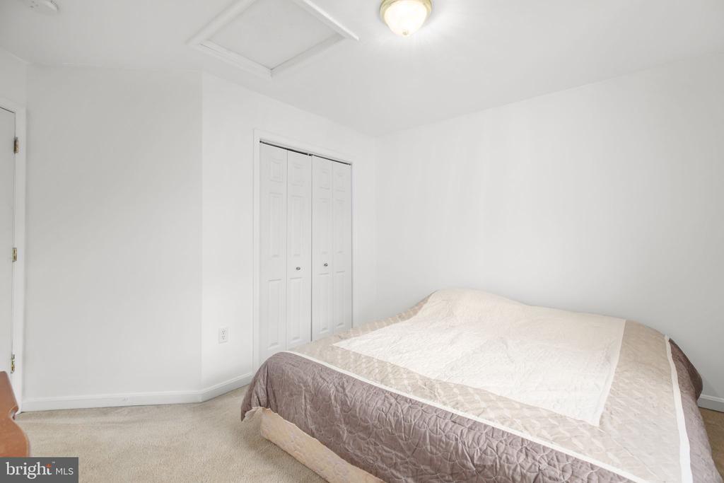 Fredericksburg, Virginia, 22405, United States, 4 Bedrooms Bedrooms, ,4 BathroomsBathrooms,Residential,For Sale,1993121