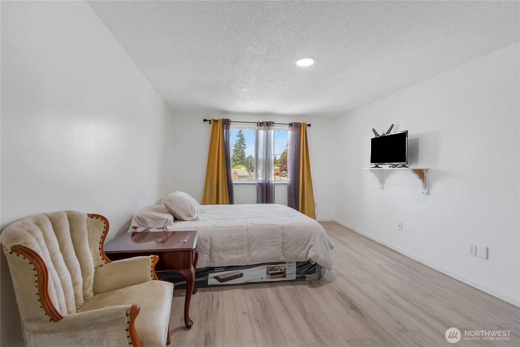 Tacoma, Washington, 98404, United States, 3 Bedrooms Bedrooms, ,1 BathroomBathrooms,Residential,For Sale,1881483