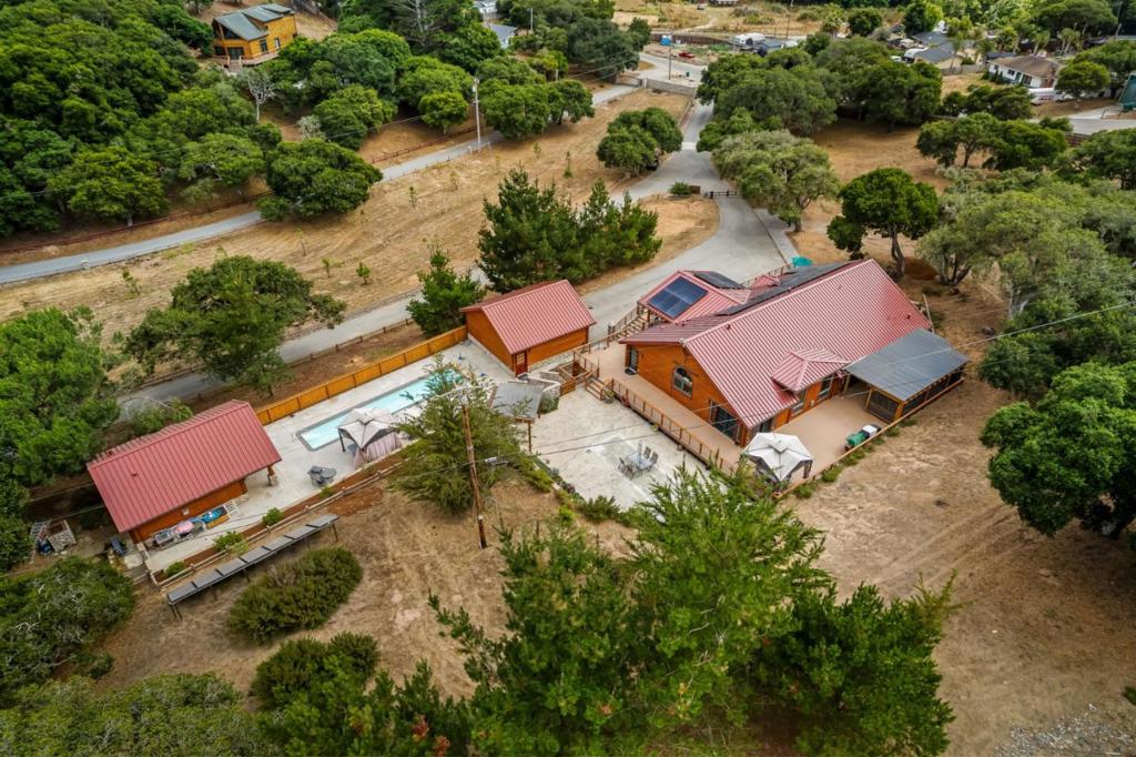 Salinas, California, 93907, United States, 3 Bedrooms Bedrooms, ,4 BathroomsBathrooms,Residential,For Sale,1974769