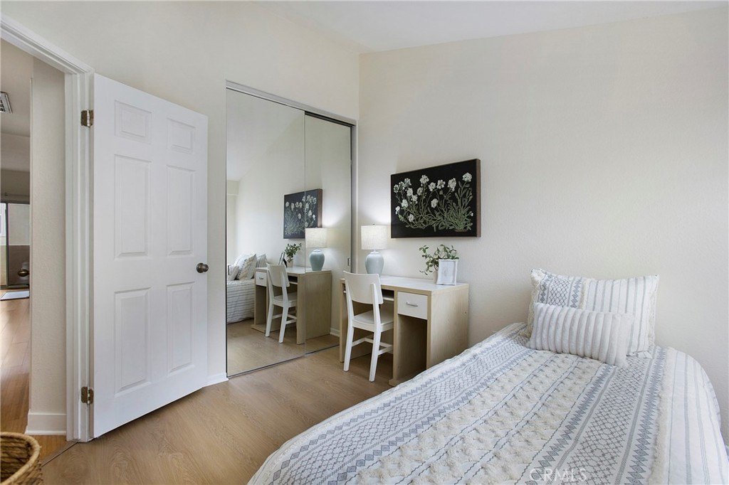 Anaheim, California, 92808, United States, 2 Bedrooms Bedrooms, ,2 BathroomsBathrooms,Residential,For Sale,1917583