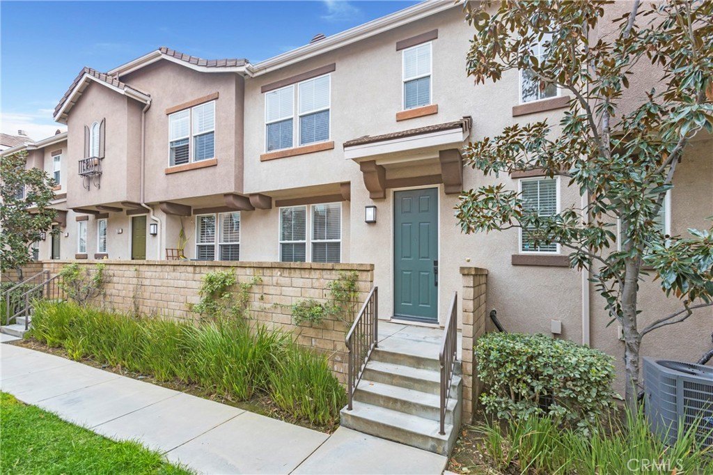 Brea, California, 92821, United States, 2 Bedrooms Bedrooms, ,3 BathroomsBathrooms,Residential,For Sale,1746148