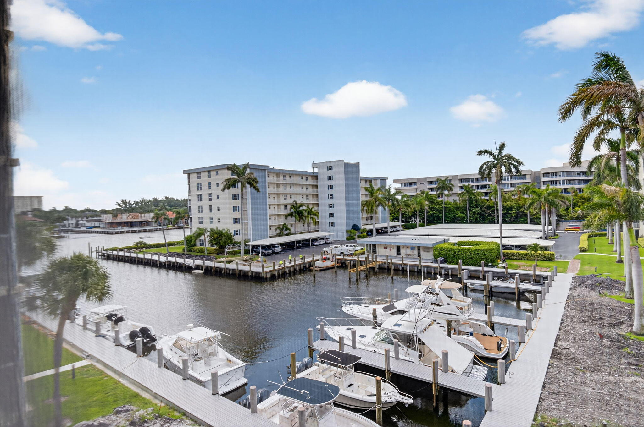 Delray Beach, Florida, 33483, United States, 2 Bedrooms Bedrooms, ,2 BathroomsBathrooms,Residential,For Sale,1932653
