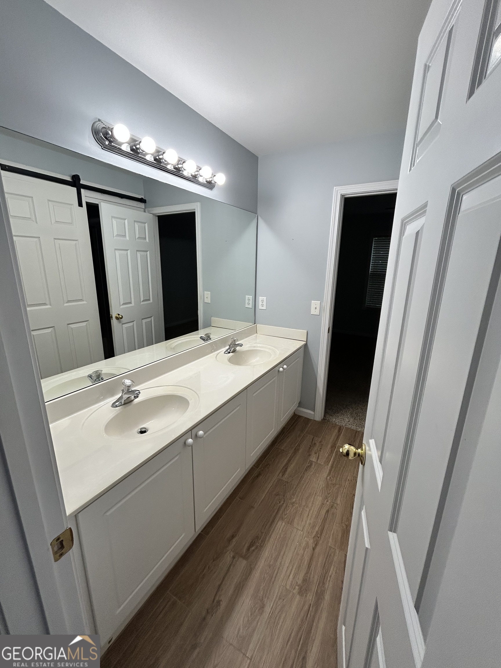 Buford, Georgia, 30518, United States, 4 Bedrooms Bedrooms, ,3 BathroomsBathrooms,Residential,For Sale,1950914