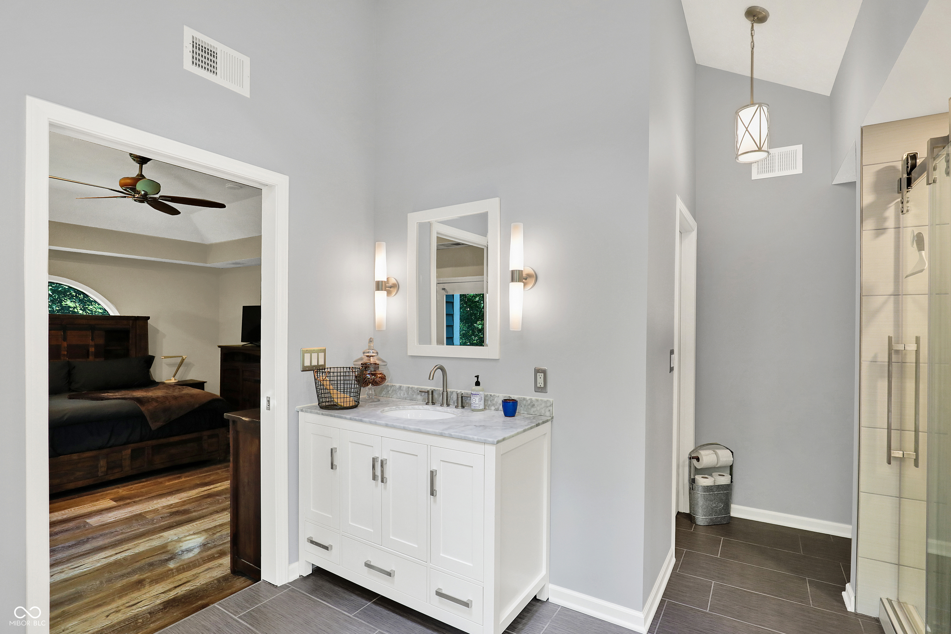 Indianapolis, Indiana, 46240, United States, 4 Bedrooms Bedrooms, ,3 BathroomsBathrooms,Residential,For Sale,1974215