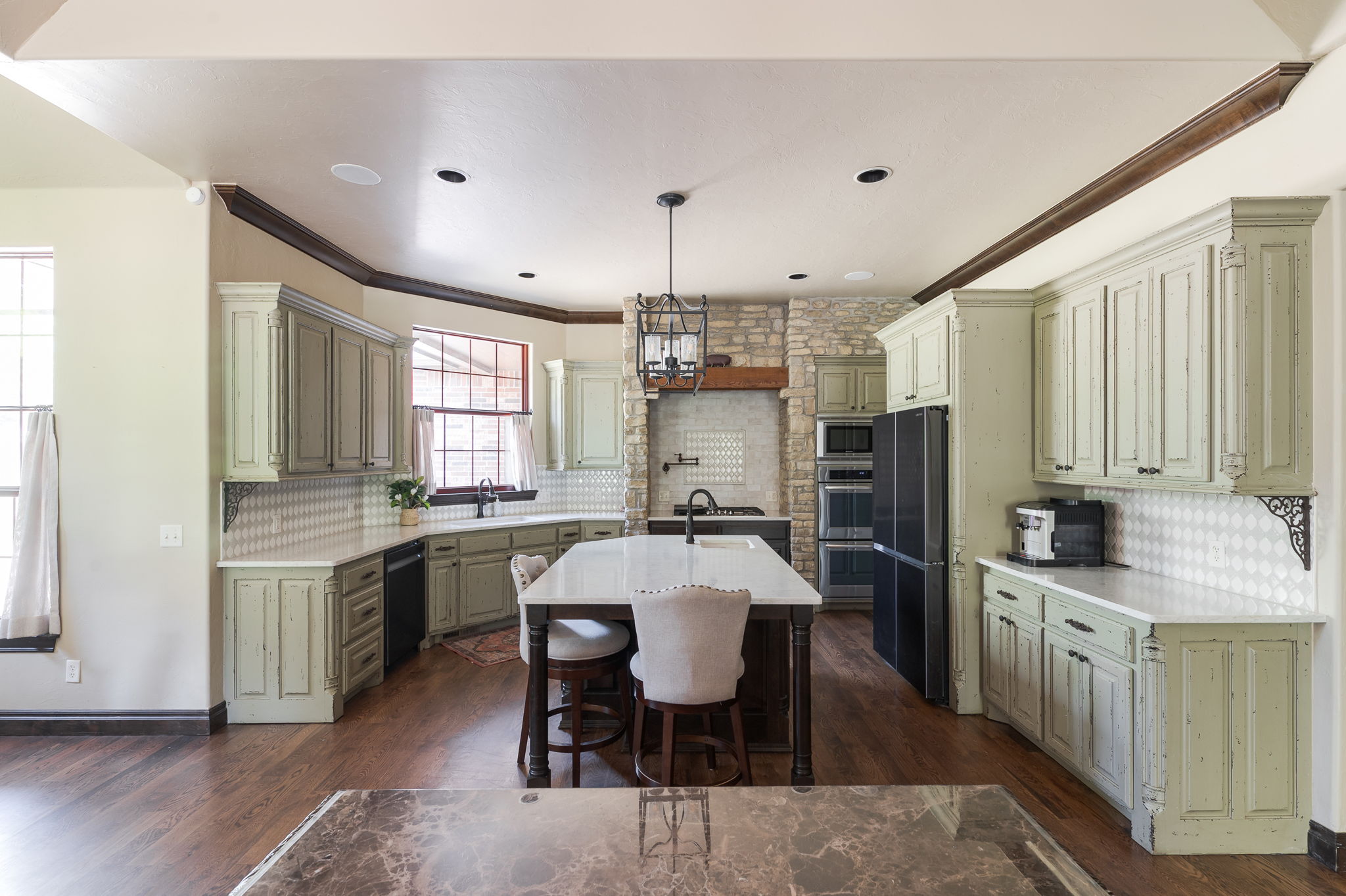  2688 La Belle Rue, Edmond, OK 73034 - 物件實景