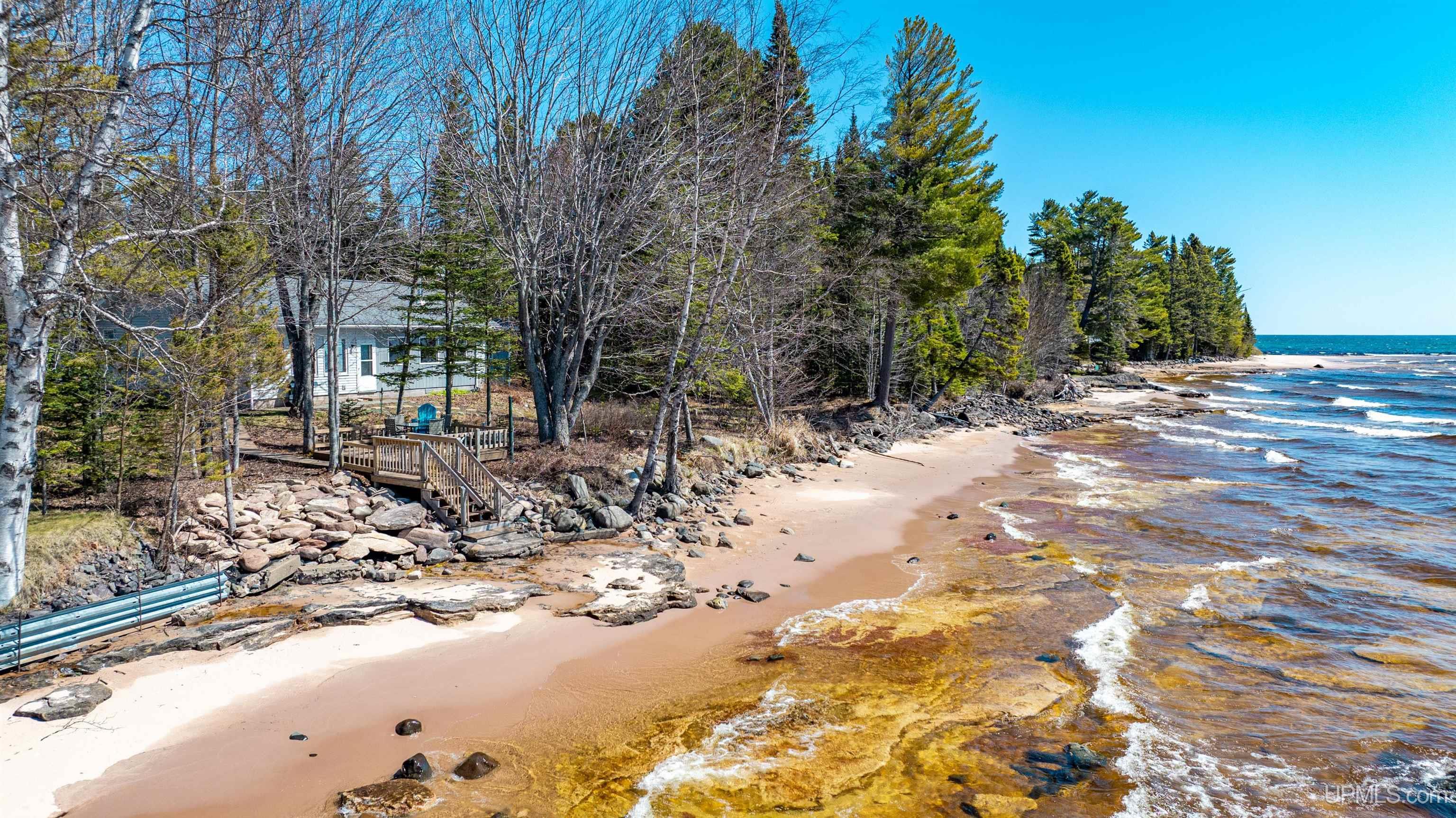 Lake Linden, Michigan, 49945, United States, 3 Bedrooms Bedrooms, ,3 BathroomsBathrooms,Residential,For Sale,1881345