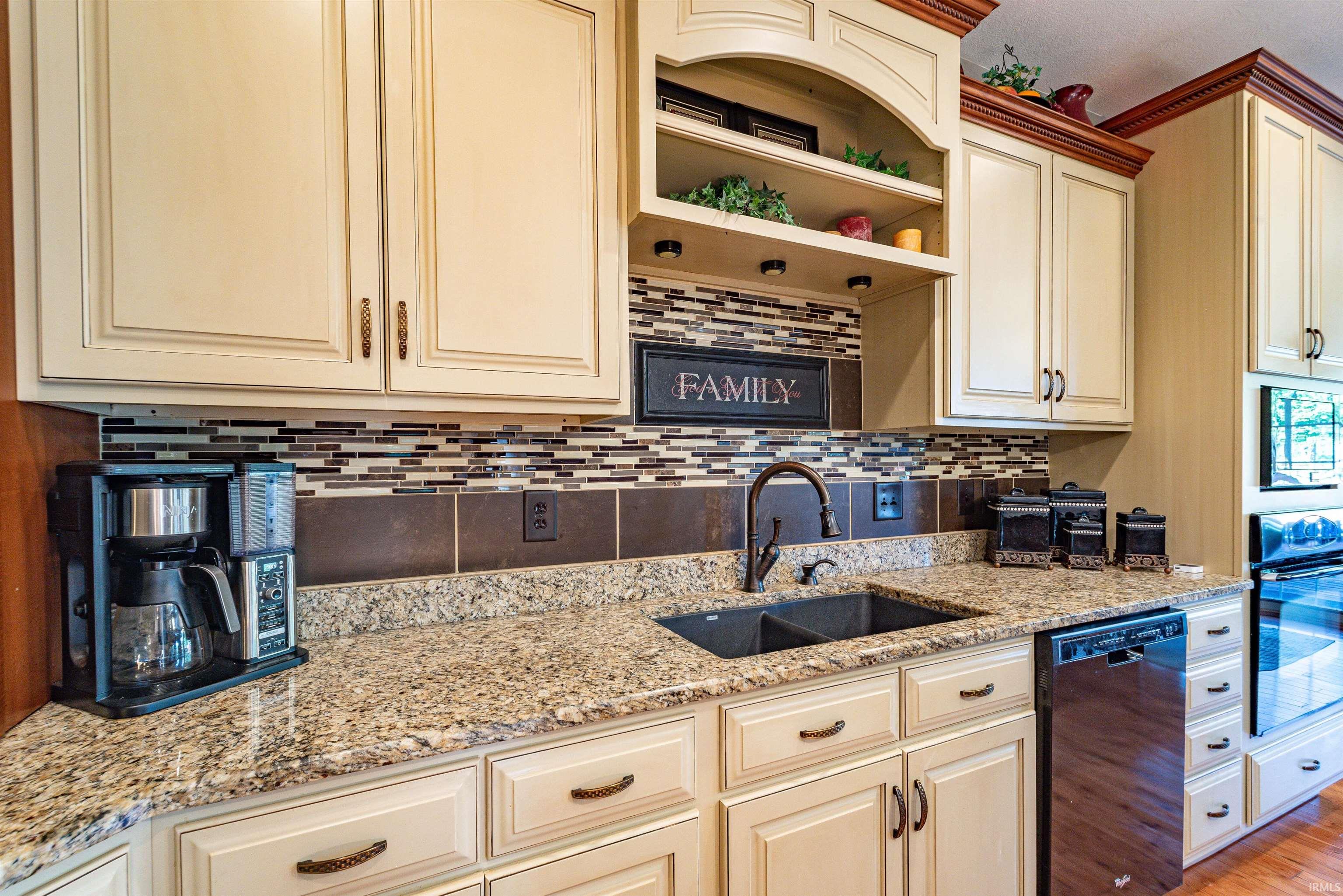 Bloomington, Indiana, 47403-4040, United States, 4 Bedrooms Bedrooms, ,4 BathroomsBathrooms,Residential,For Sale,1922881