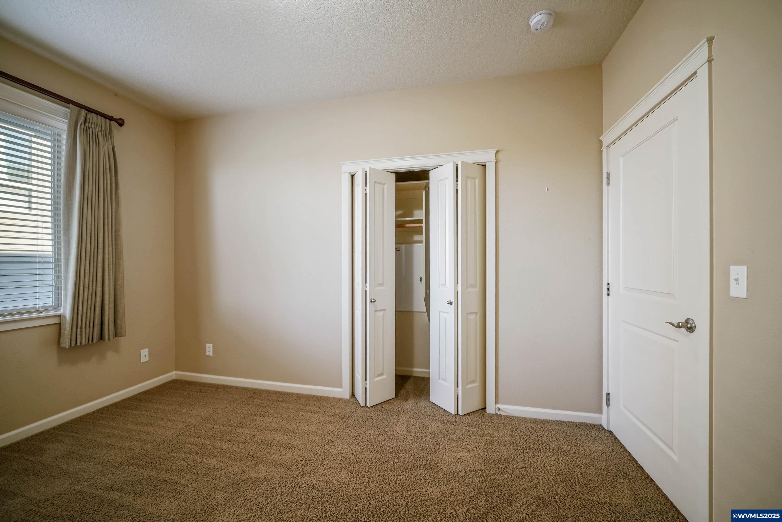 Salem, Oregon, 97306, United States, 3 Bedrooms Bedrooms, ,3 BathroomsBathrooms,Residential,For Sale,1989226