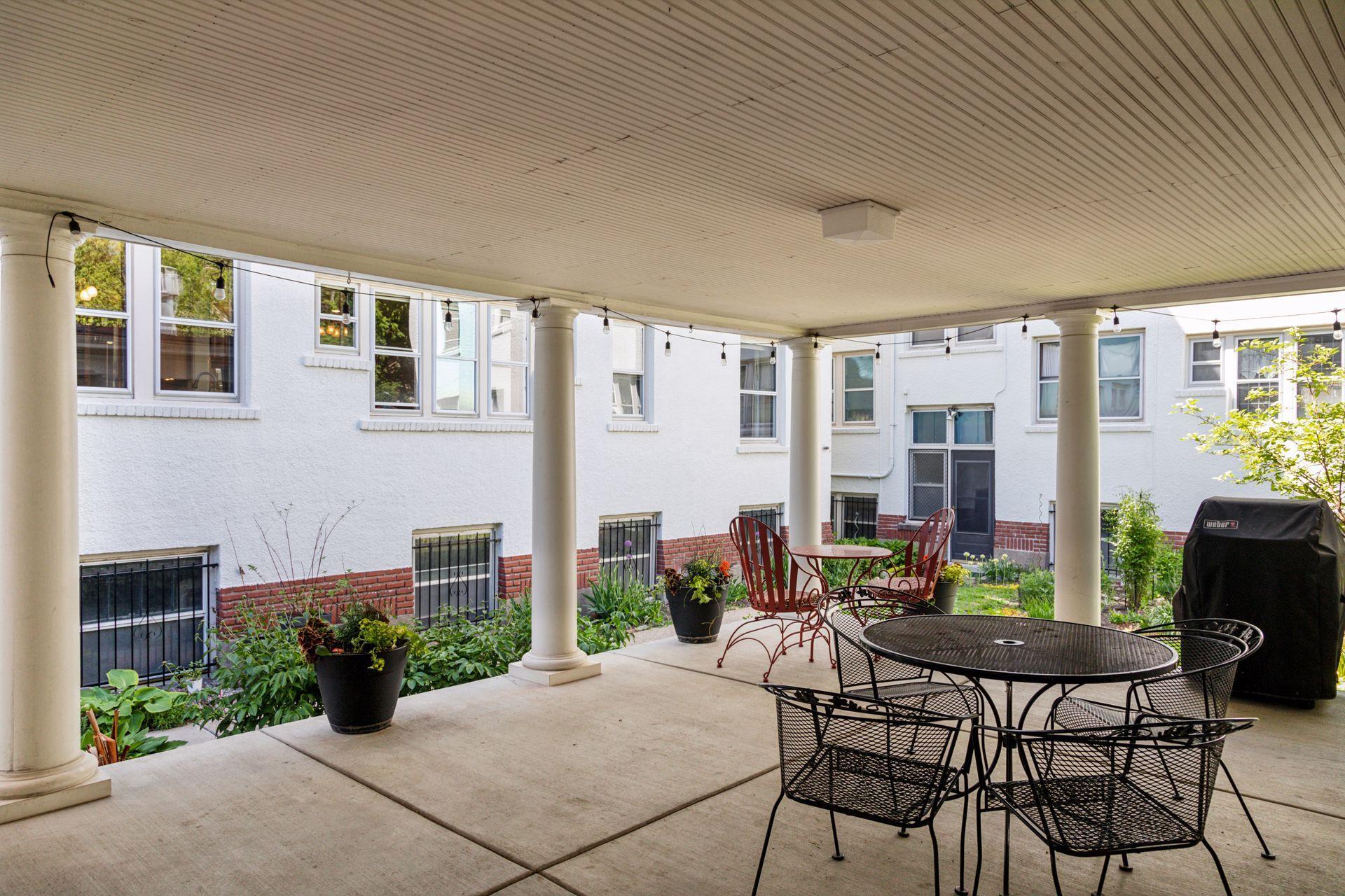 Saint Paul, Minnesota, 55102, United States, 3 Bedrooms Bedrooms, ,1 BathroomBathrooms,Residential,For Sale,1940407