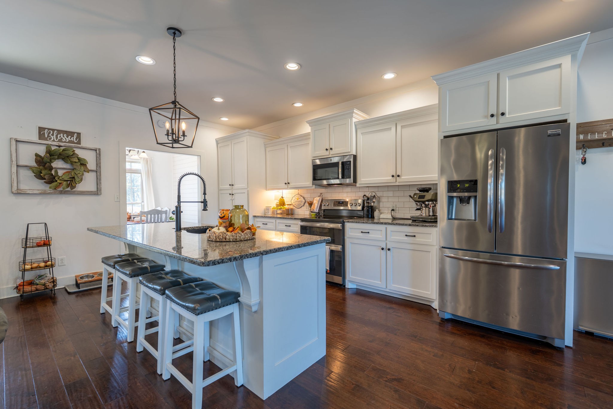 Summertown, Tennessee, 38483, United States, 3 Bedrooms Bedrooms, ,3 BathroomsBathrooms,Residential,For Sale,1970557