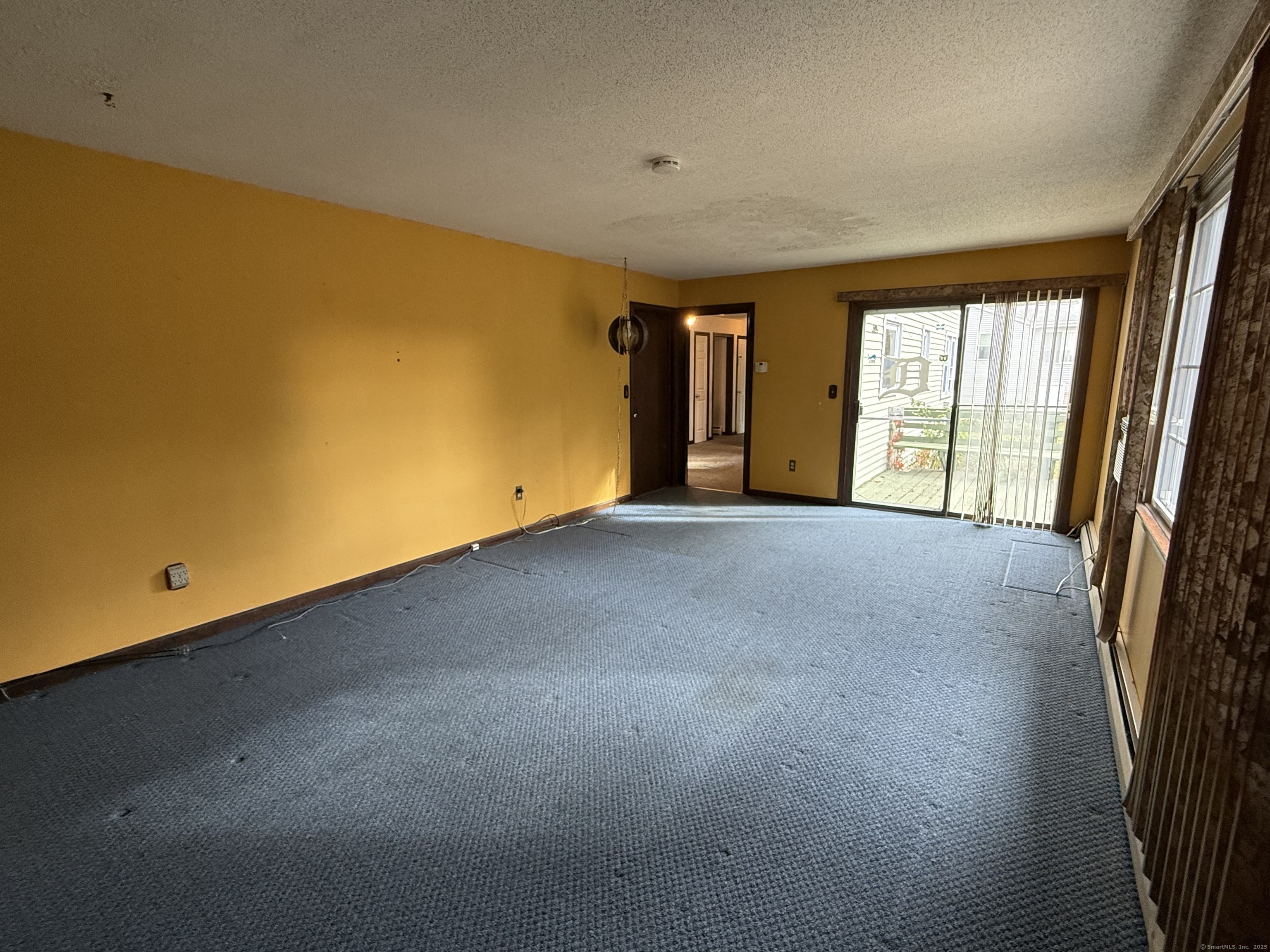 Waterford, Connecticut, 06385, United States, 3 Bedrooms Bedrooms, ,3 BathroomsBathrooms,Residential,For Sale,1970743