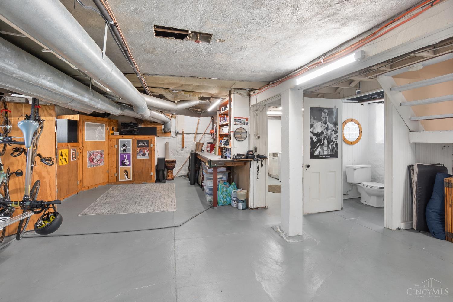 Cincinnati, Ohio, 45208, United States, 4 Bedrooms Bedrooms, ,2 BathroomsBathrooms,Residential,For Sale,1965501